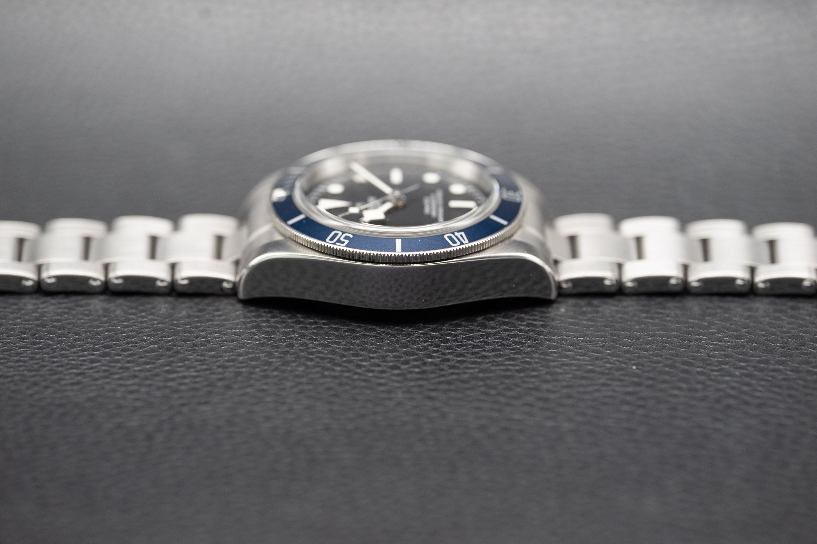 Tudor Black Bay 79230B Esfera Negra 2021 Papeles