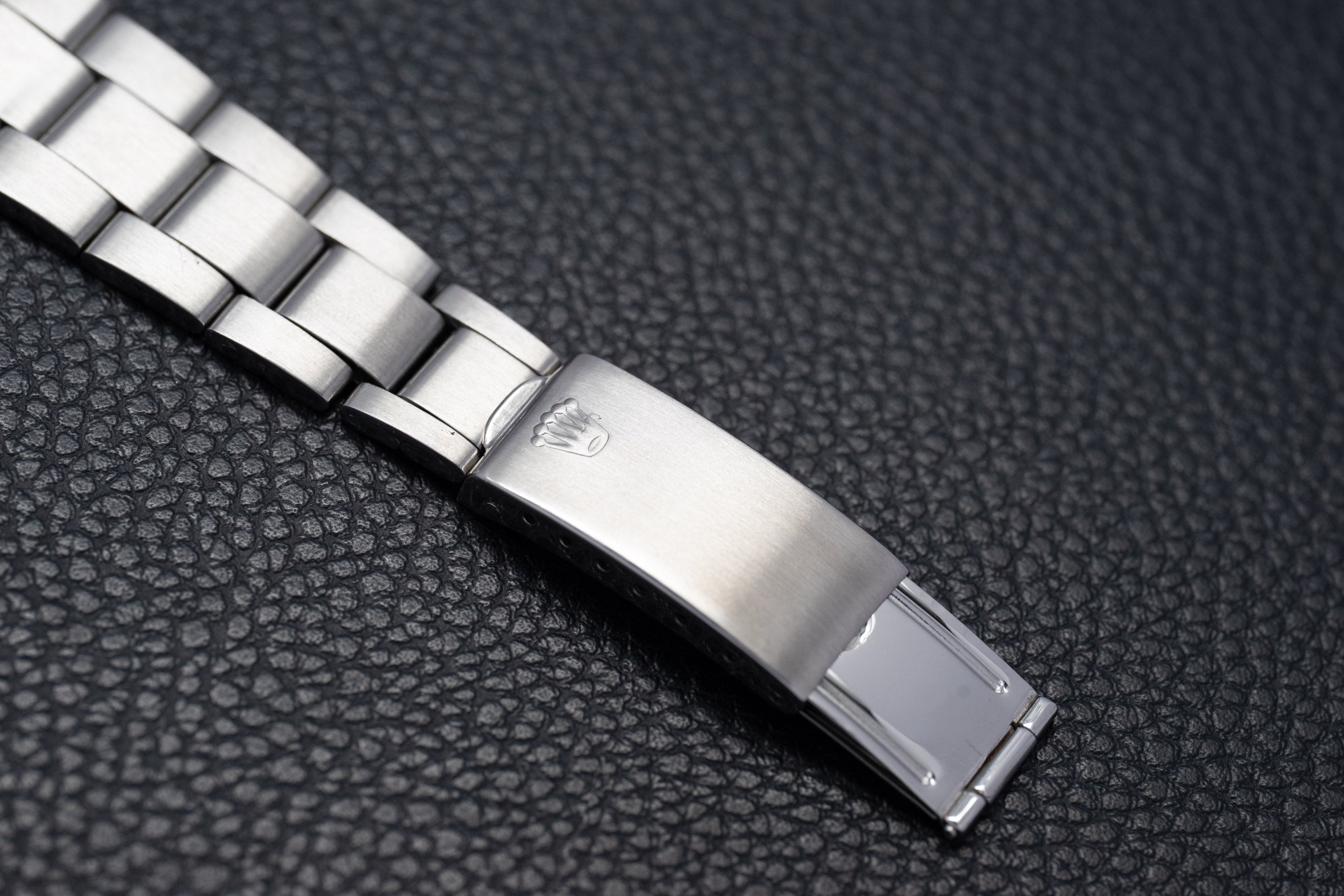 Rolex Oysterdate 6694 Silver Dial 1972