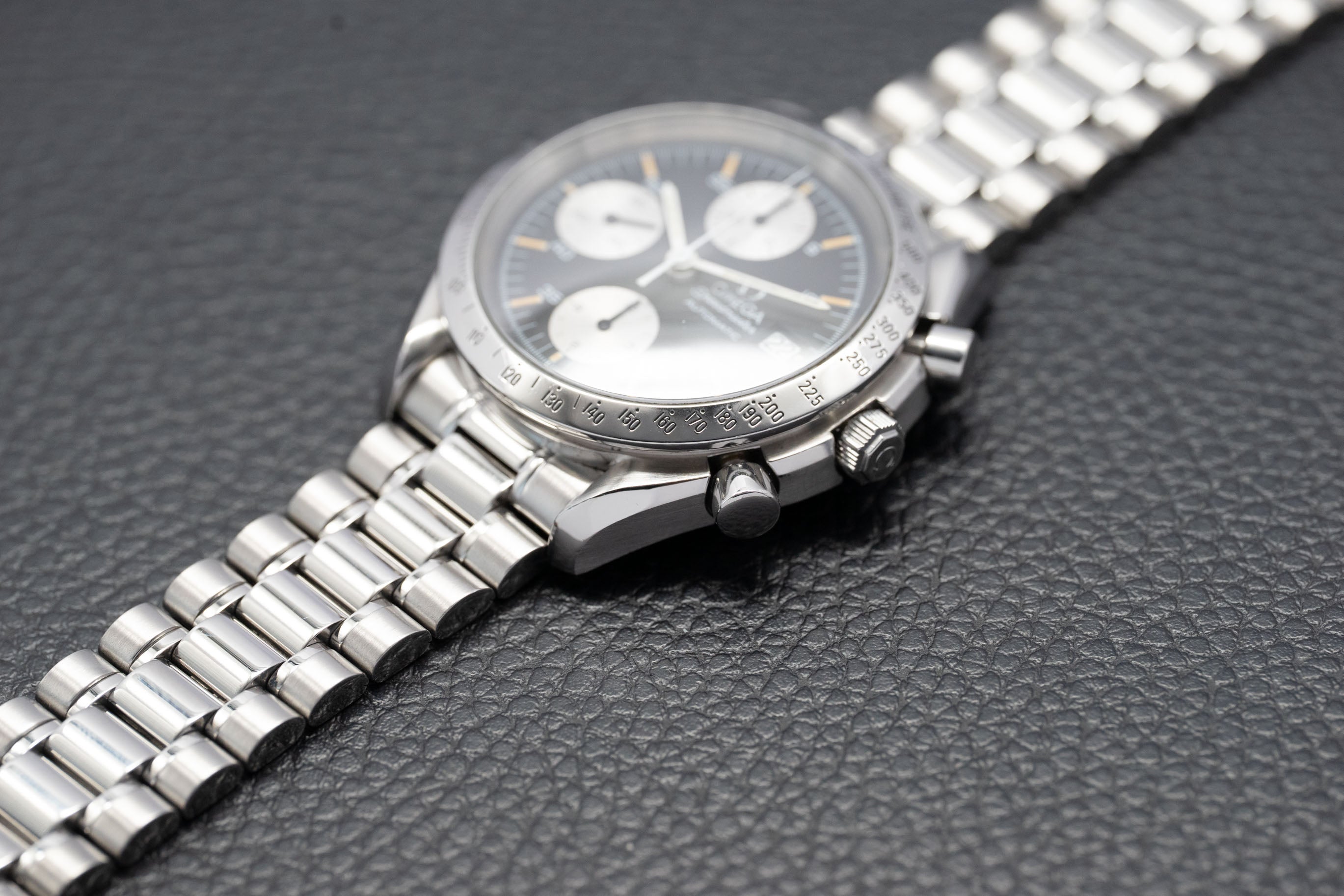 Omega Speedmaster Date 3511.50 Black Dial 1995