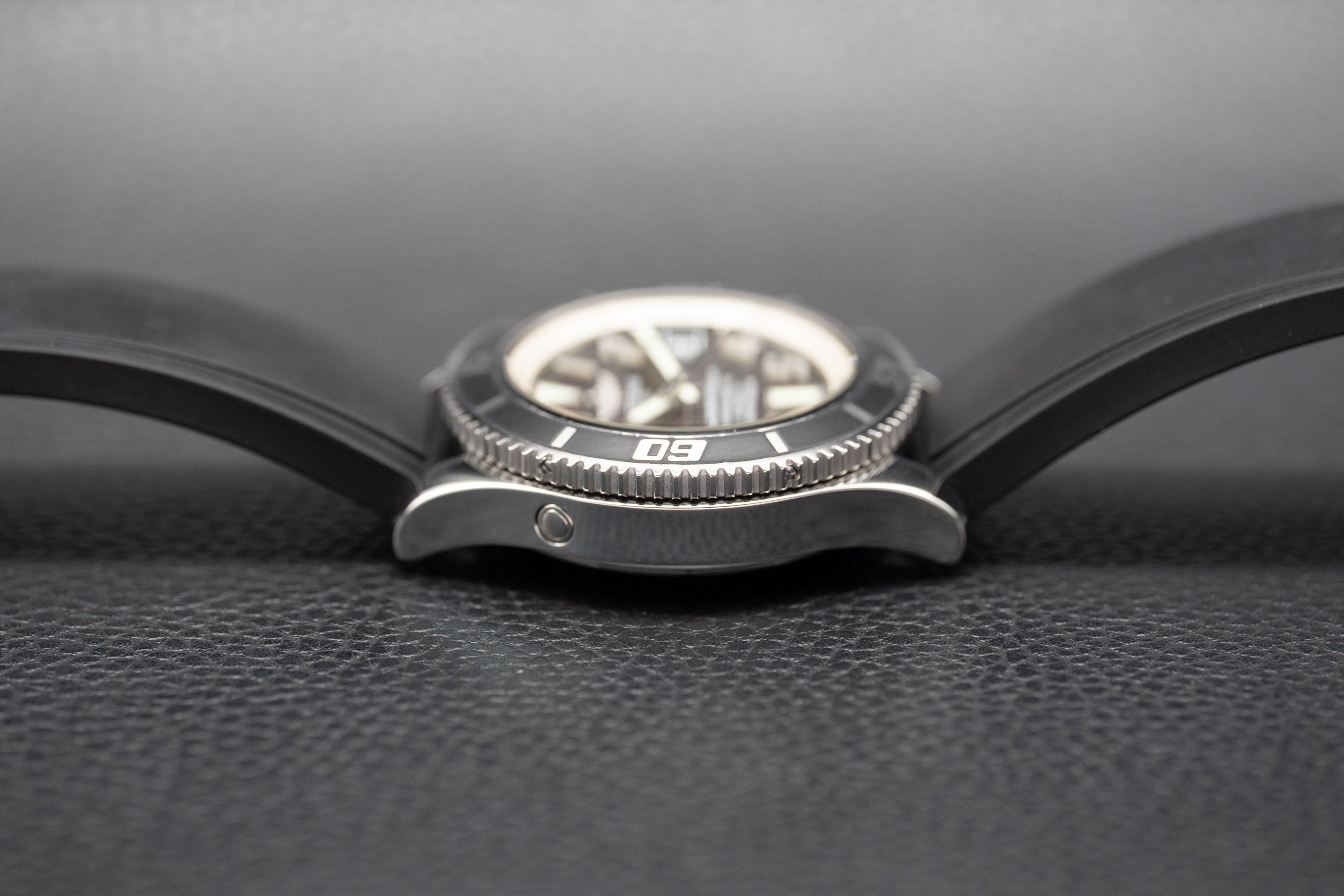 Breitling Superocean 42 A17364 Blue Dial 2014