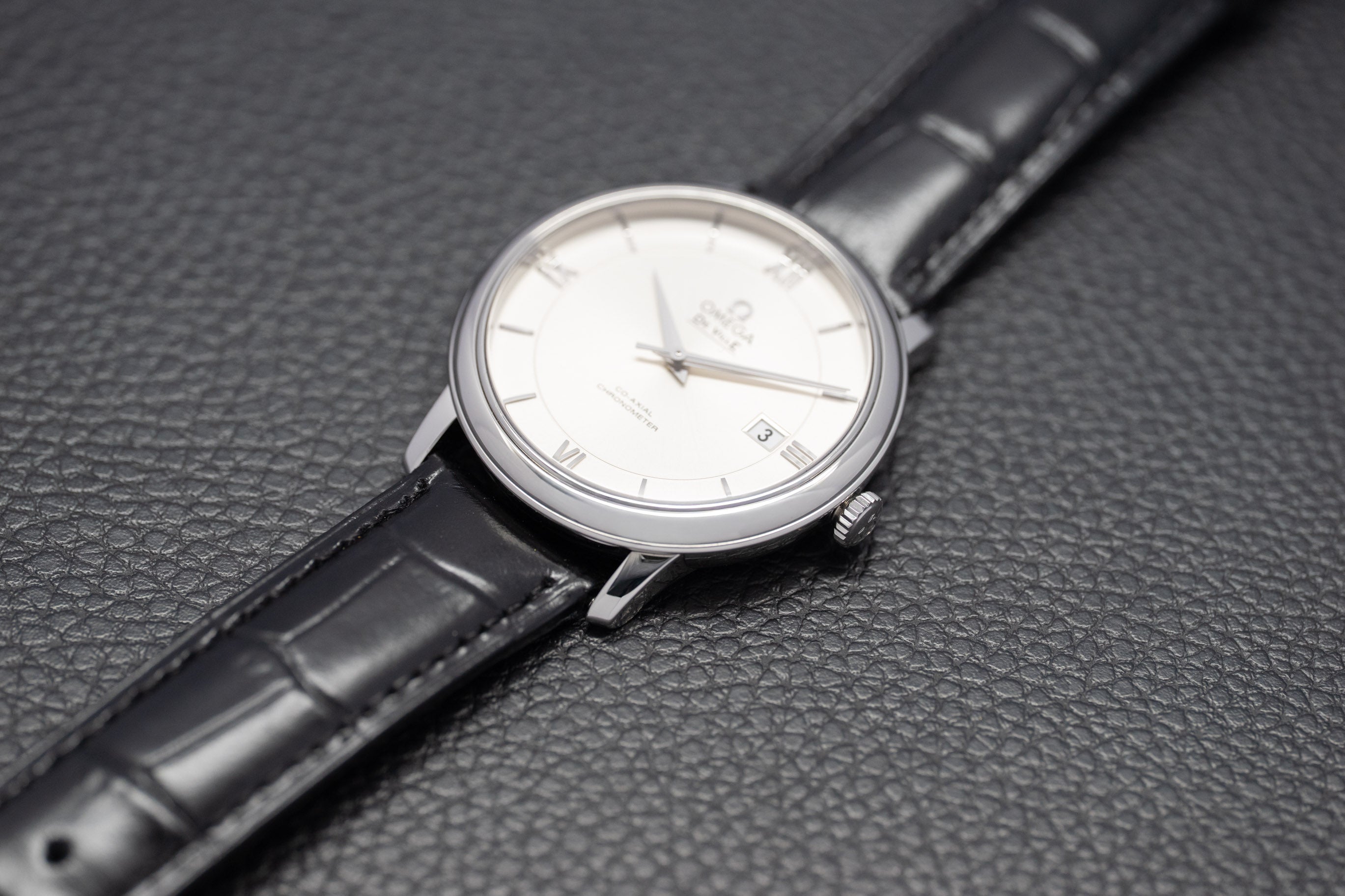 Omega De Ville Prestige 424.13.40.20.02.001 Silver Dial 2014 Papers