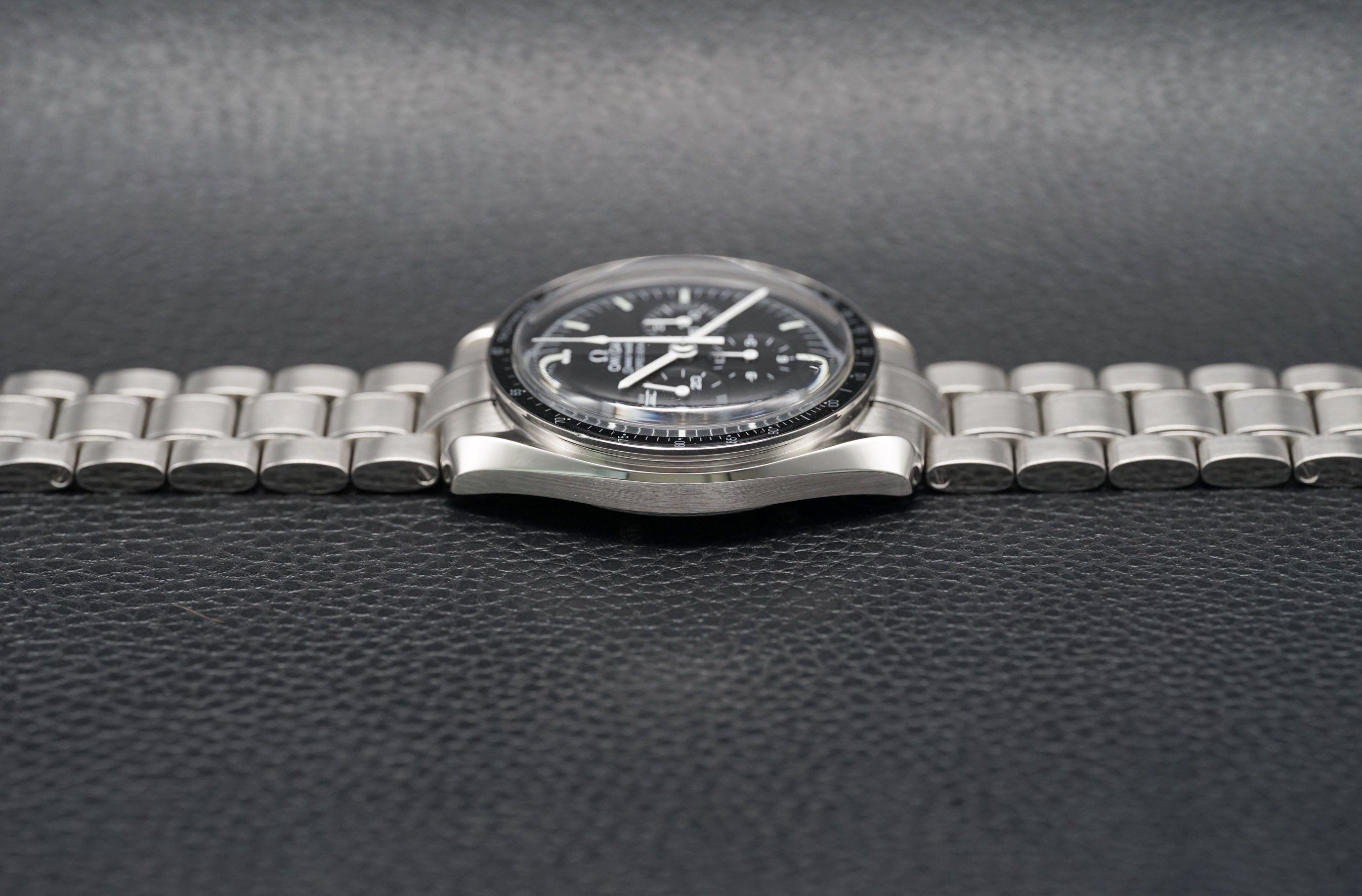 Omega Speedmaster Moonwatch 311.30.42.30.01.005 Fullset 2022 Box+Papers
