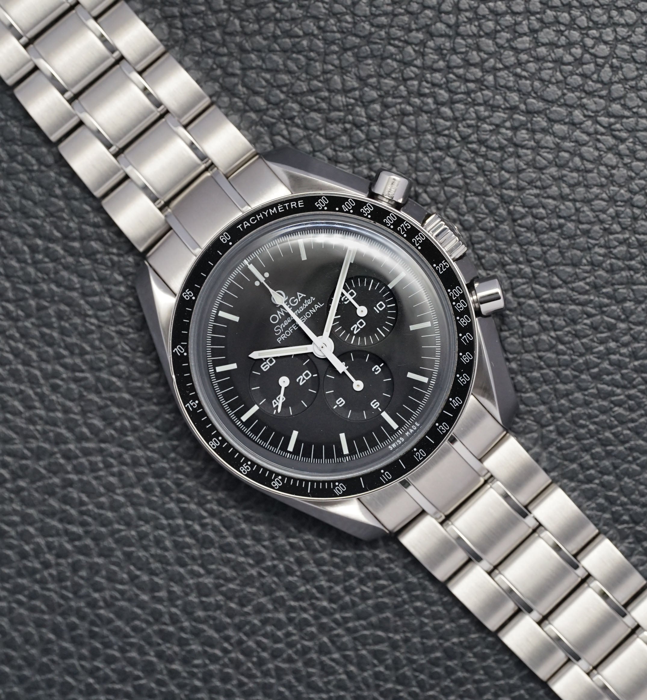 Omega Speedmaster Moonwatch 311.30.42.30.01.005 Fullset 2022 Box+Papers