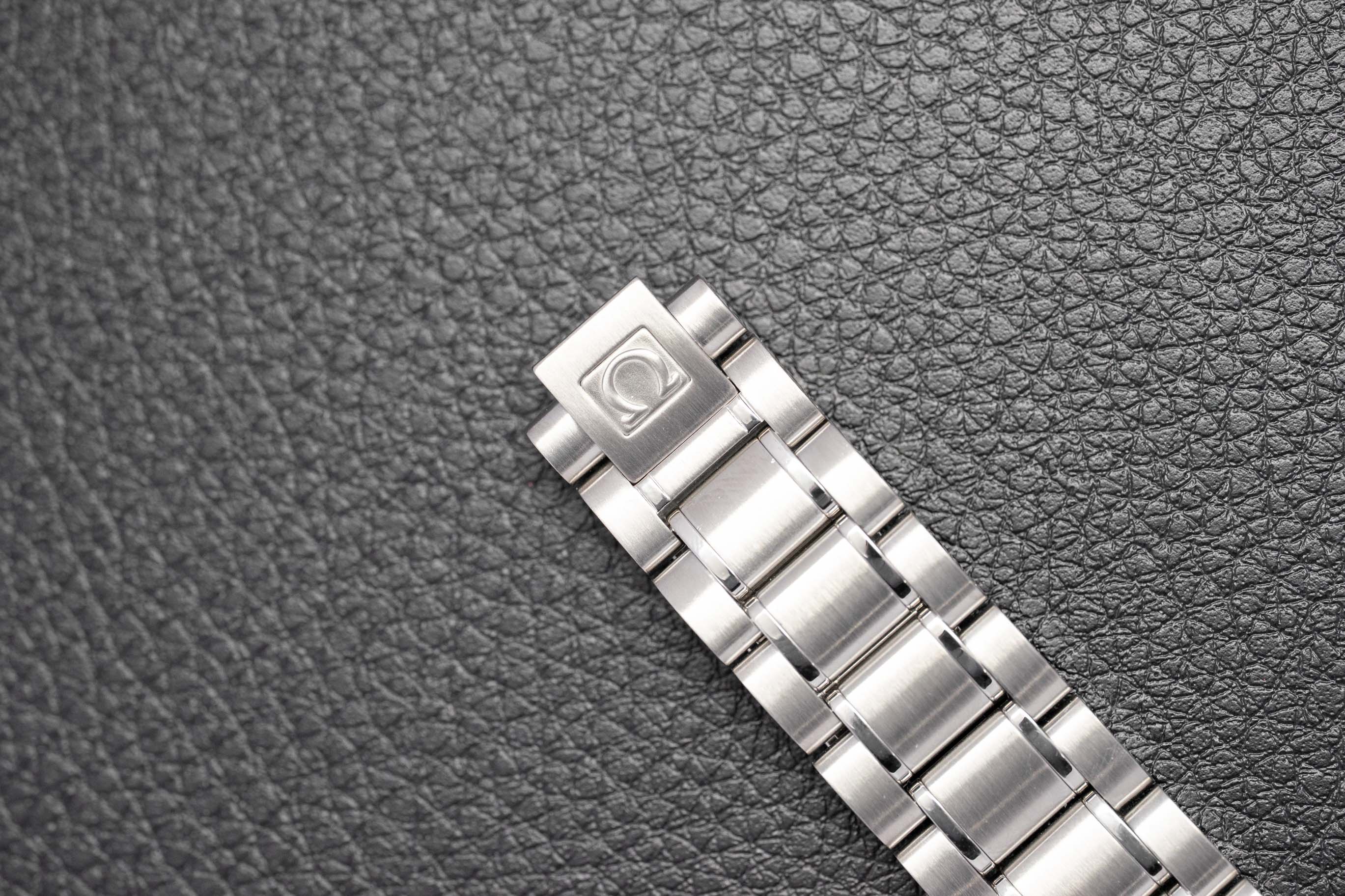 Omega Speedmaster Date 3513.30 Fullset 2005 Box+Papers
