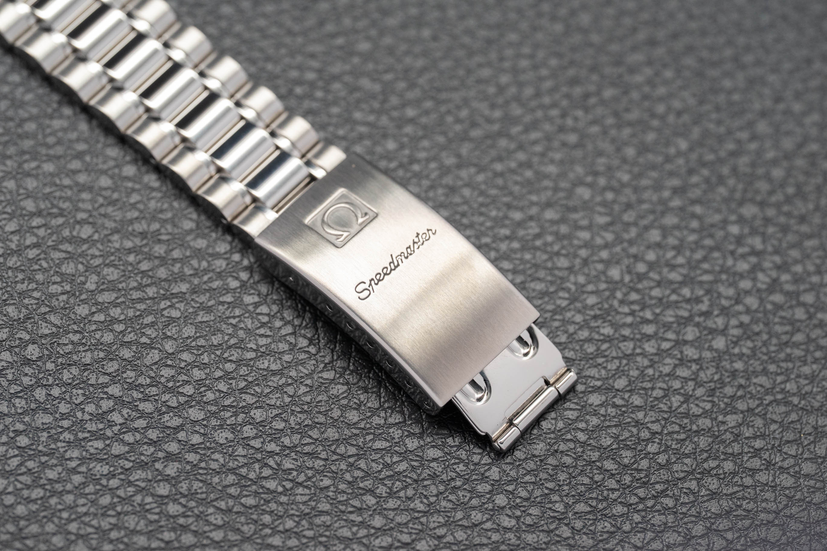 Omega Speedmaster Reduced 3510.50 Black Dial 1998