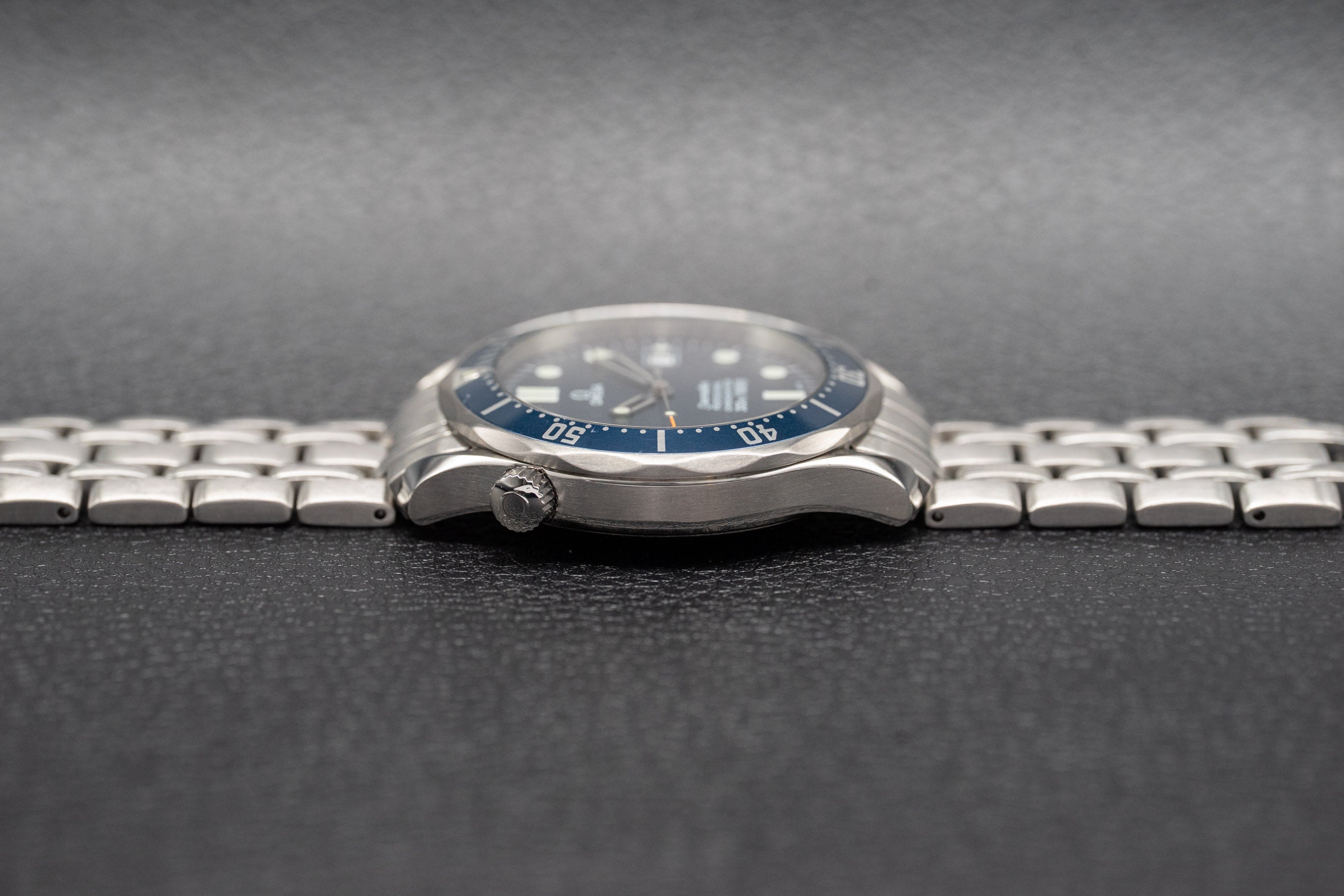 Omega Seamaster Diver 300 2531.80 Blue Dial 1999