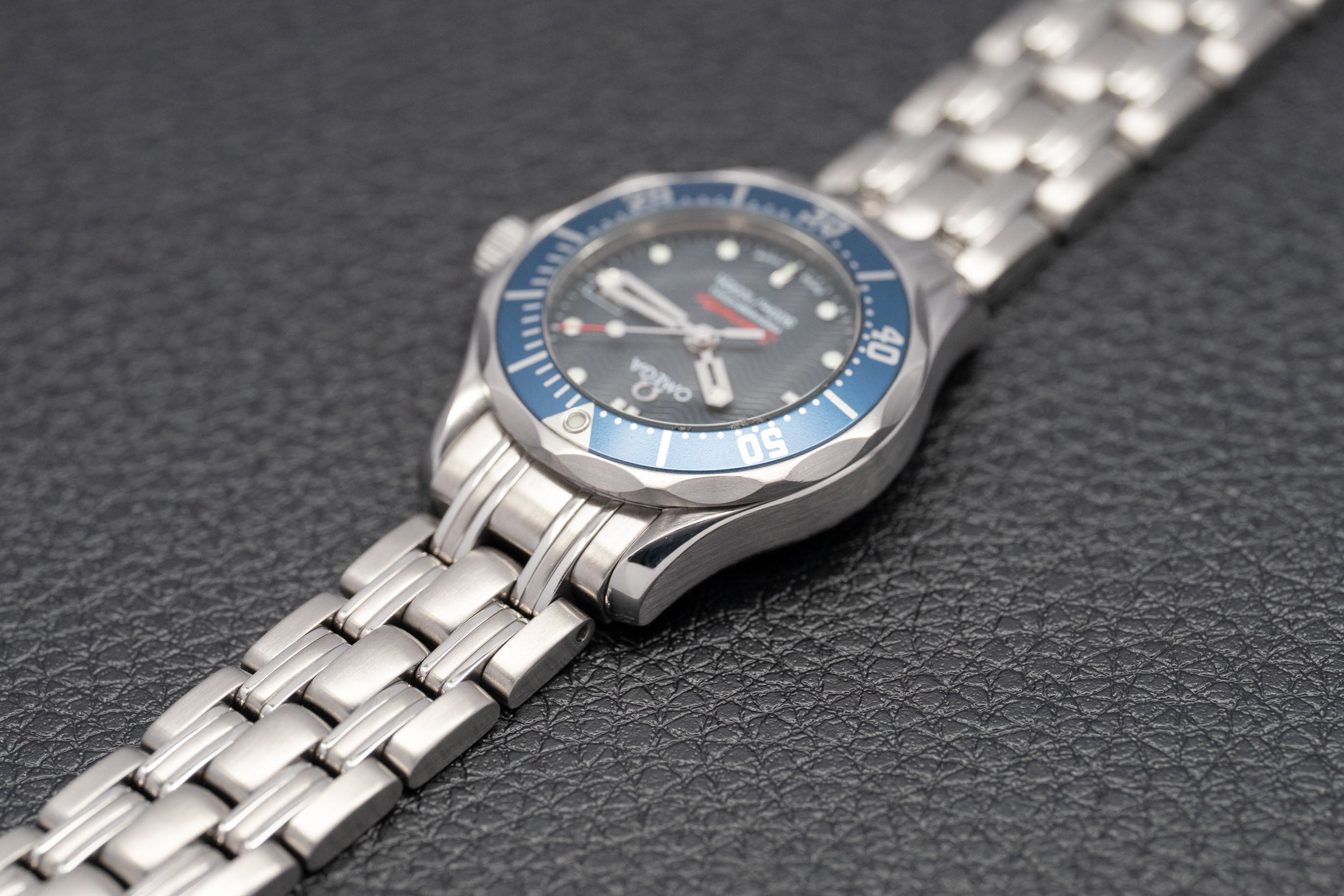 Omega Seamaster Diver 2224.80 Fullset 2006 Box+Papers
