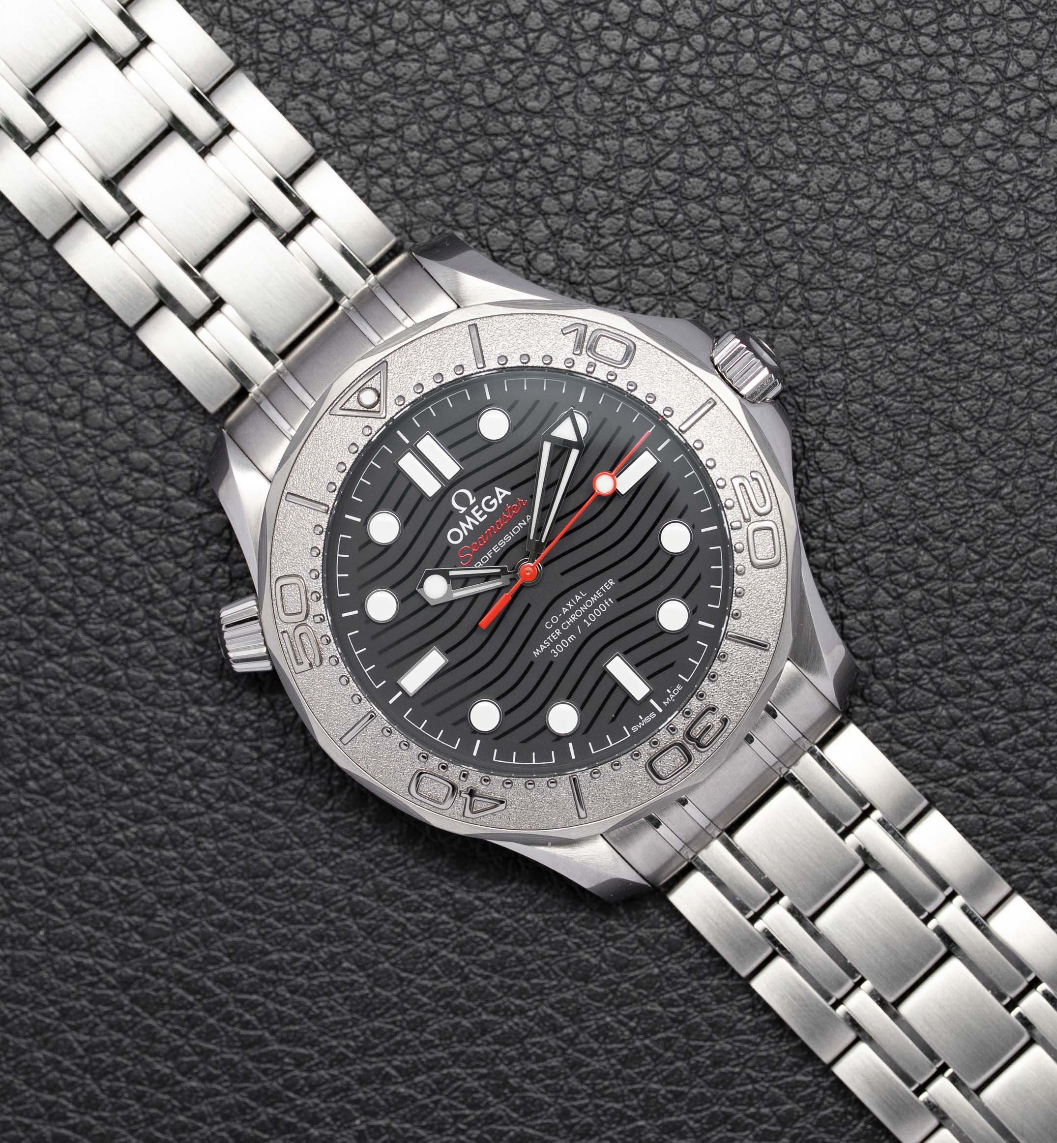 Omega Seamaster Diver 300 210.30.42.20.01.002 Fullset Box+Papers