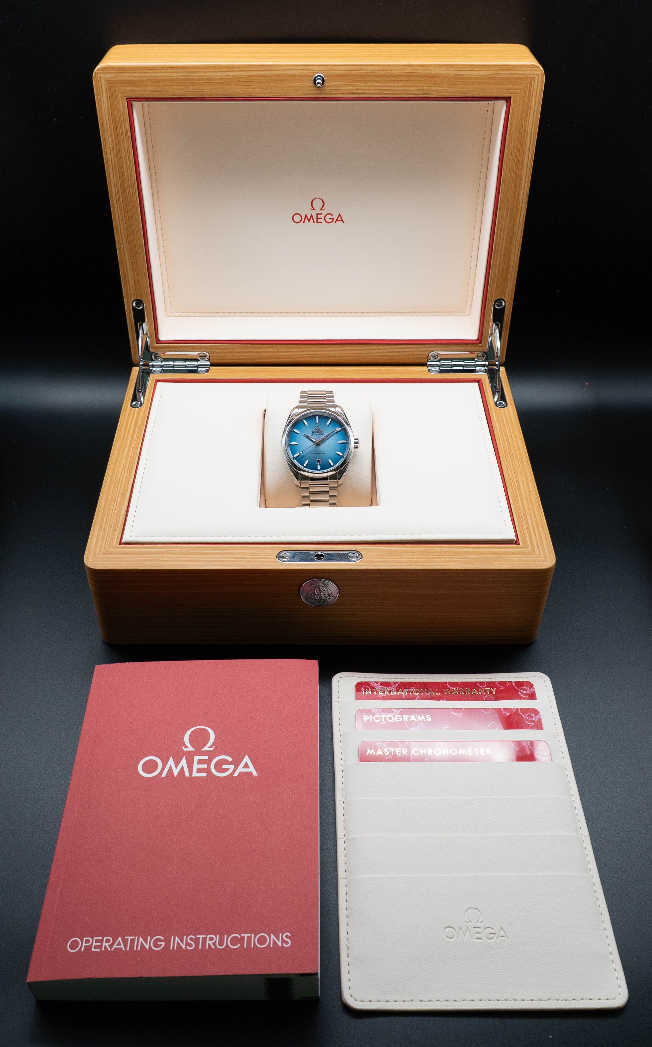 Omega Aqua Terra 220.10.38.20.03.004 Complete Set 2023 Box + Papers