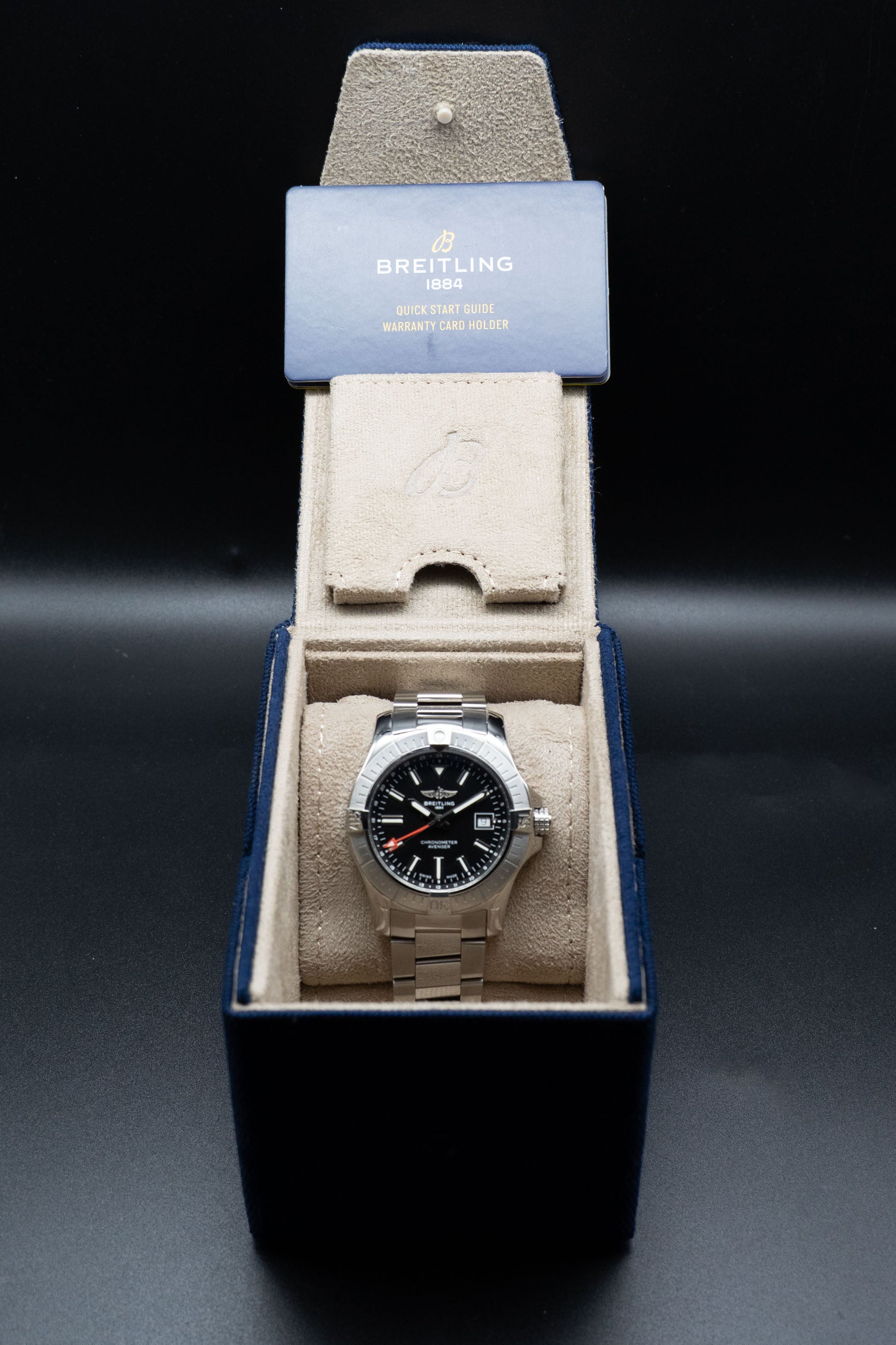 Breitling Avenger GMT A32397 Complete Set 2024 Box + Papers