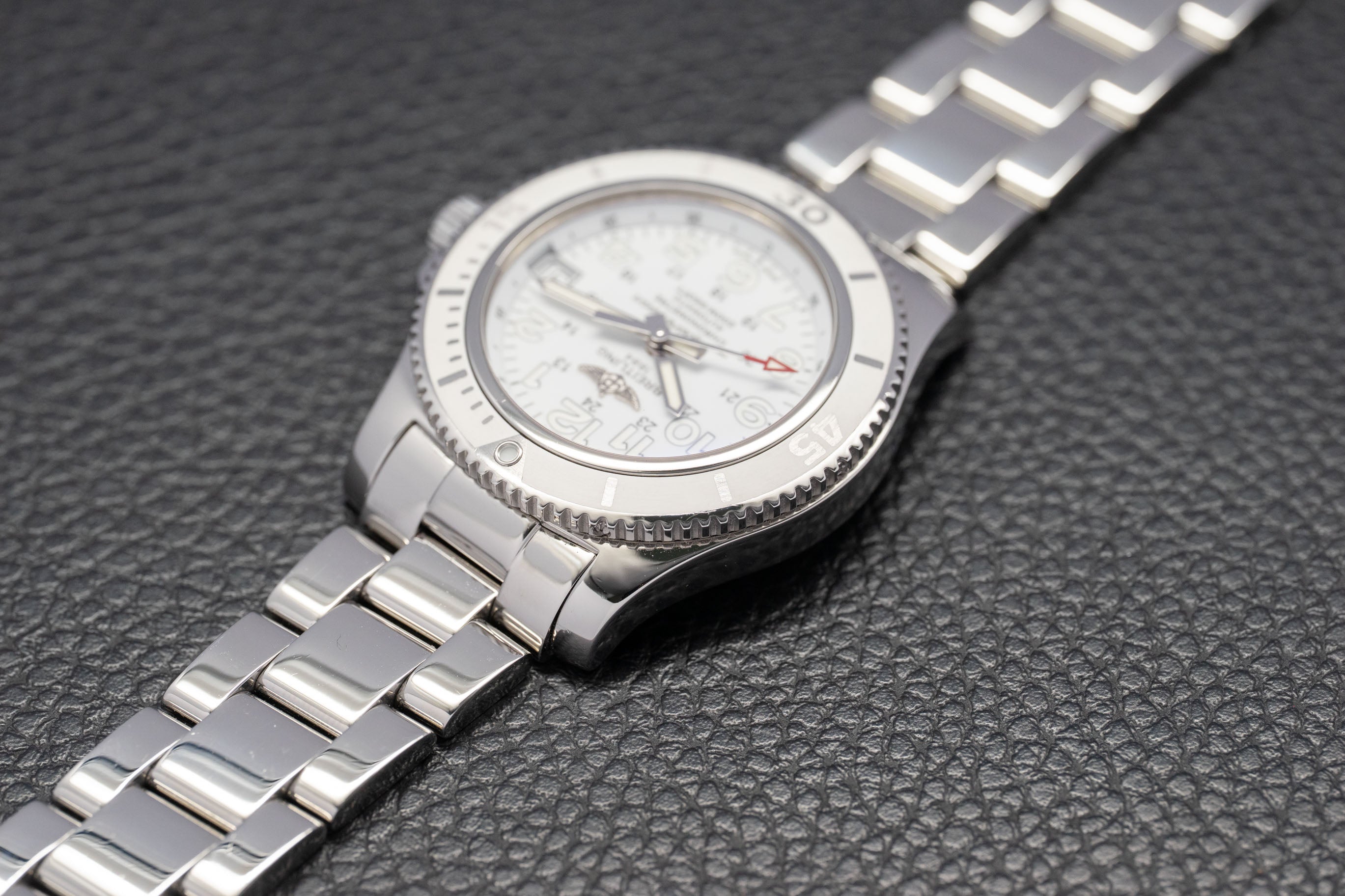 Breitling Superocean II 36 A17312 Set completo 2018 con scatola e documenti