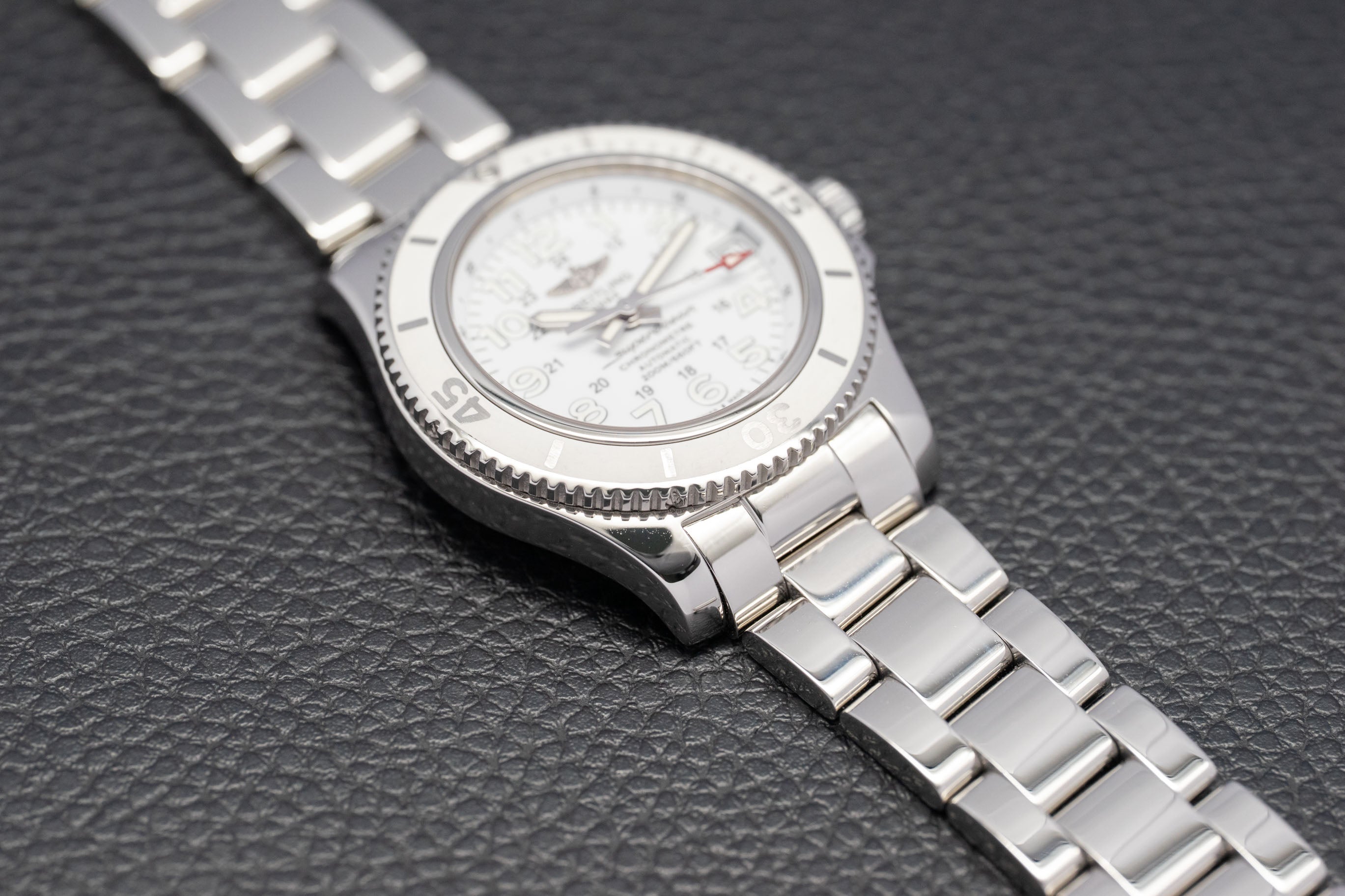 Breitling Superocean II 36 A17312 Set completo 2018 con scatola e documenti