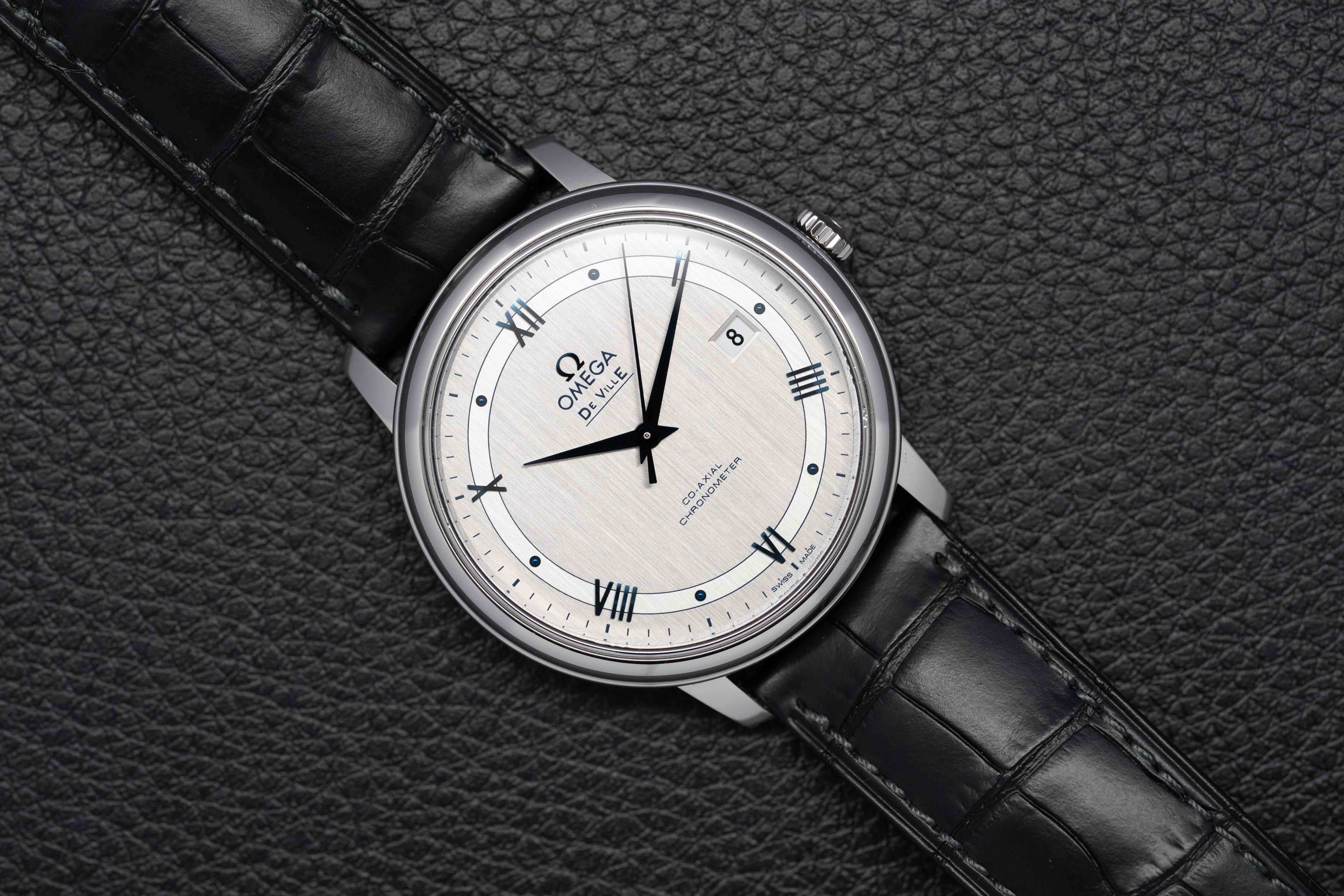 Omega De Ville Prestige 424.13.40.20.02.003 Ensemble complet 2021 : coffret + papiers