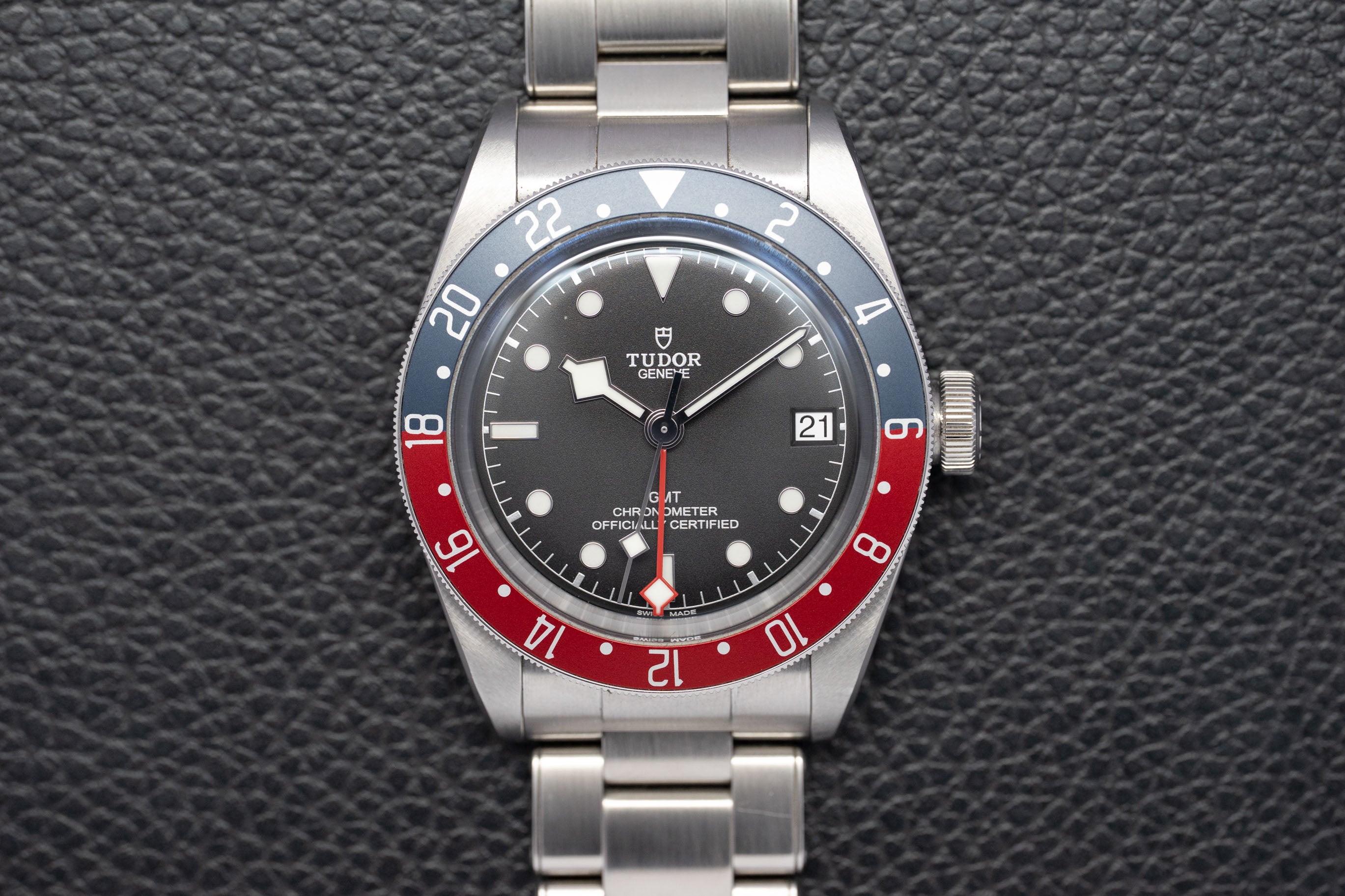 Tudor Black Bay GMT 79830RB Complete Set 2023 Box + Papers