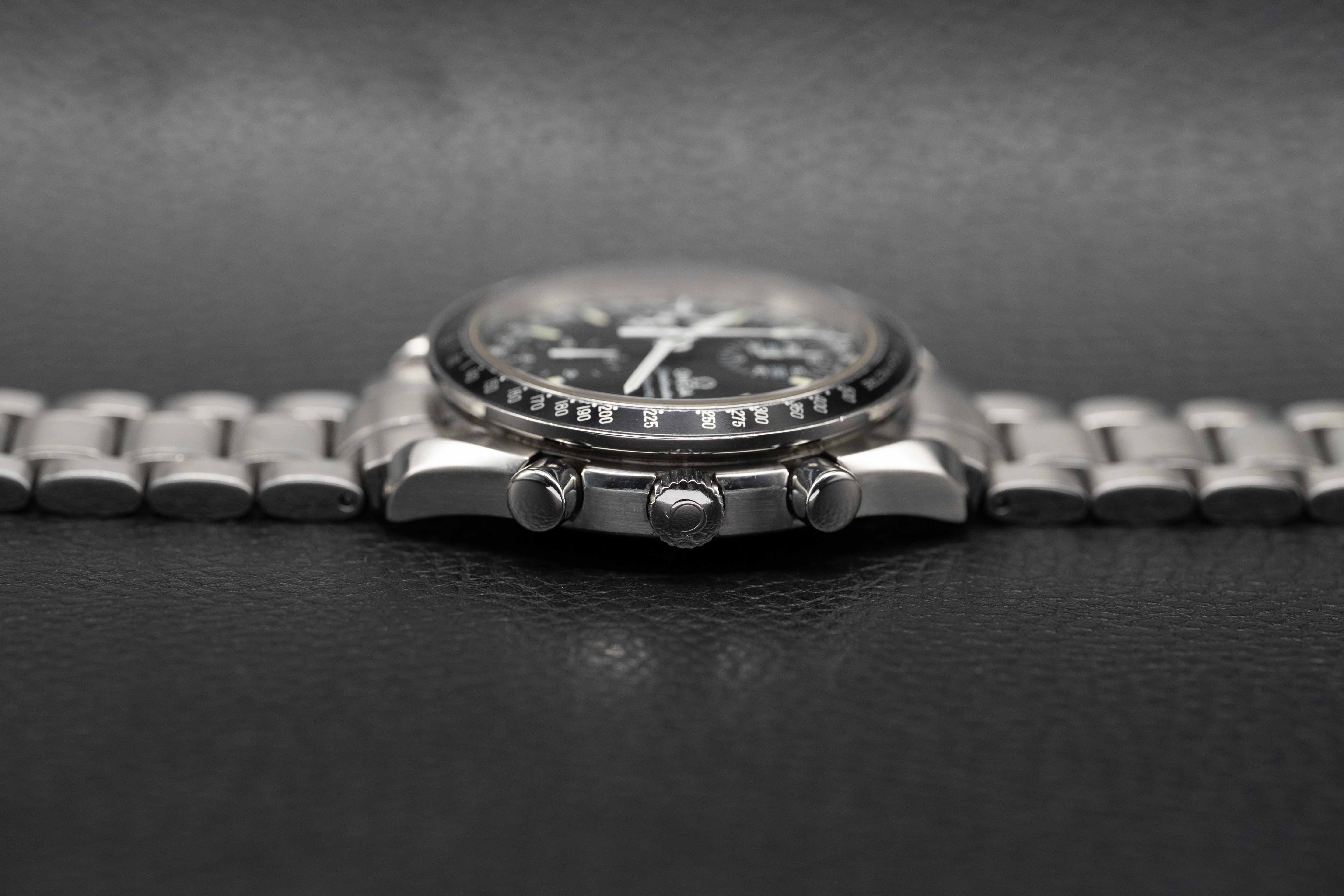 Omega Speedmaster Day Date 3520.50 con esfera negra, 1998