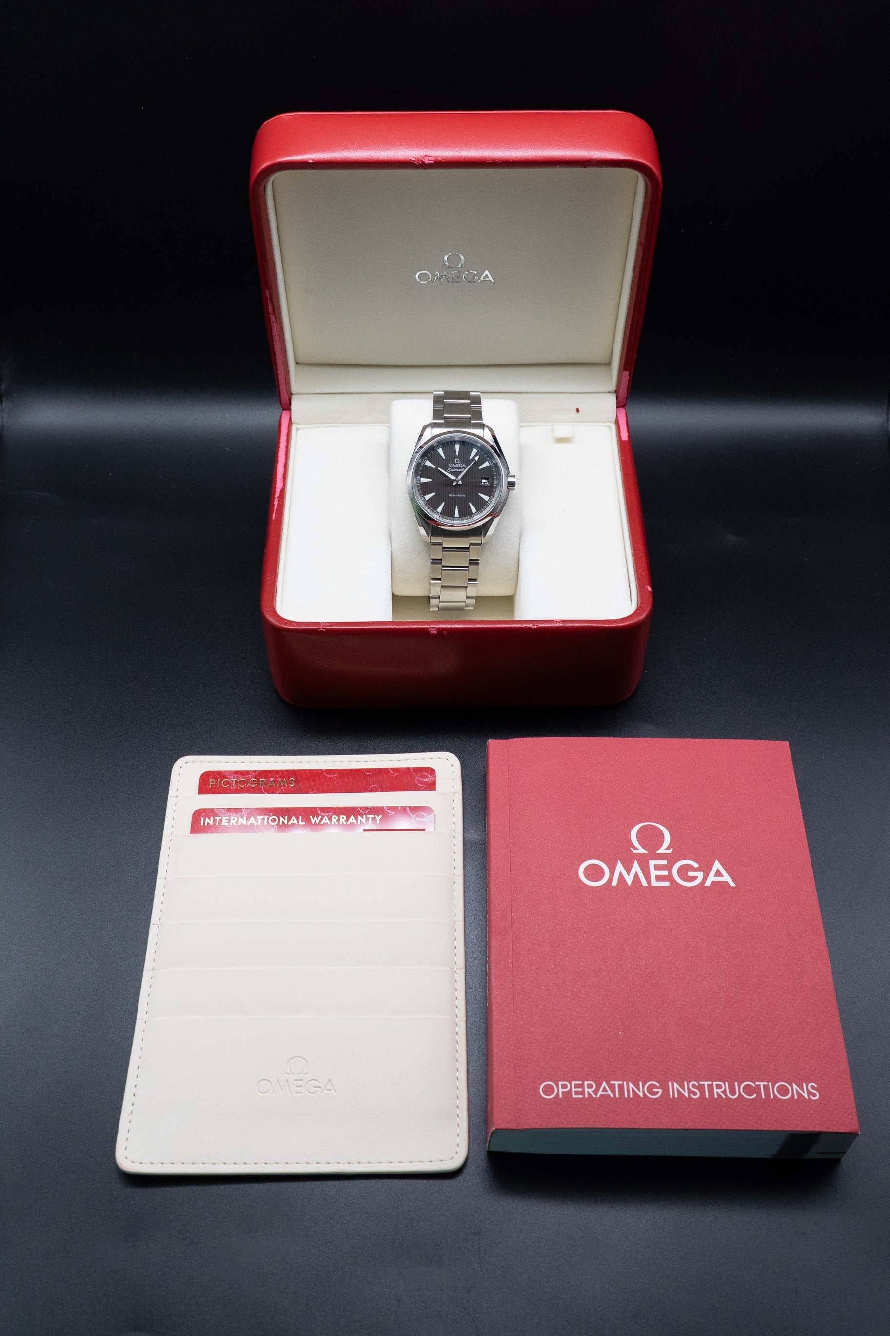 Omega Seamaster Aqua Terra 231.10.39.60.06.001, ensemble complet 2018, coffret + papiers