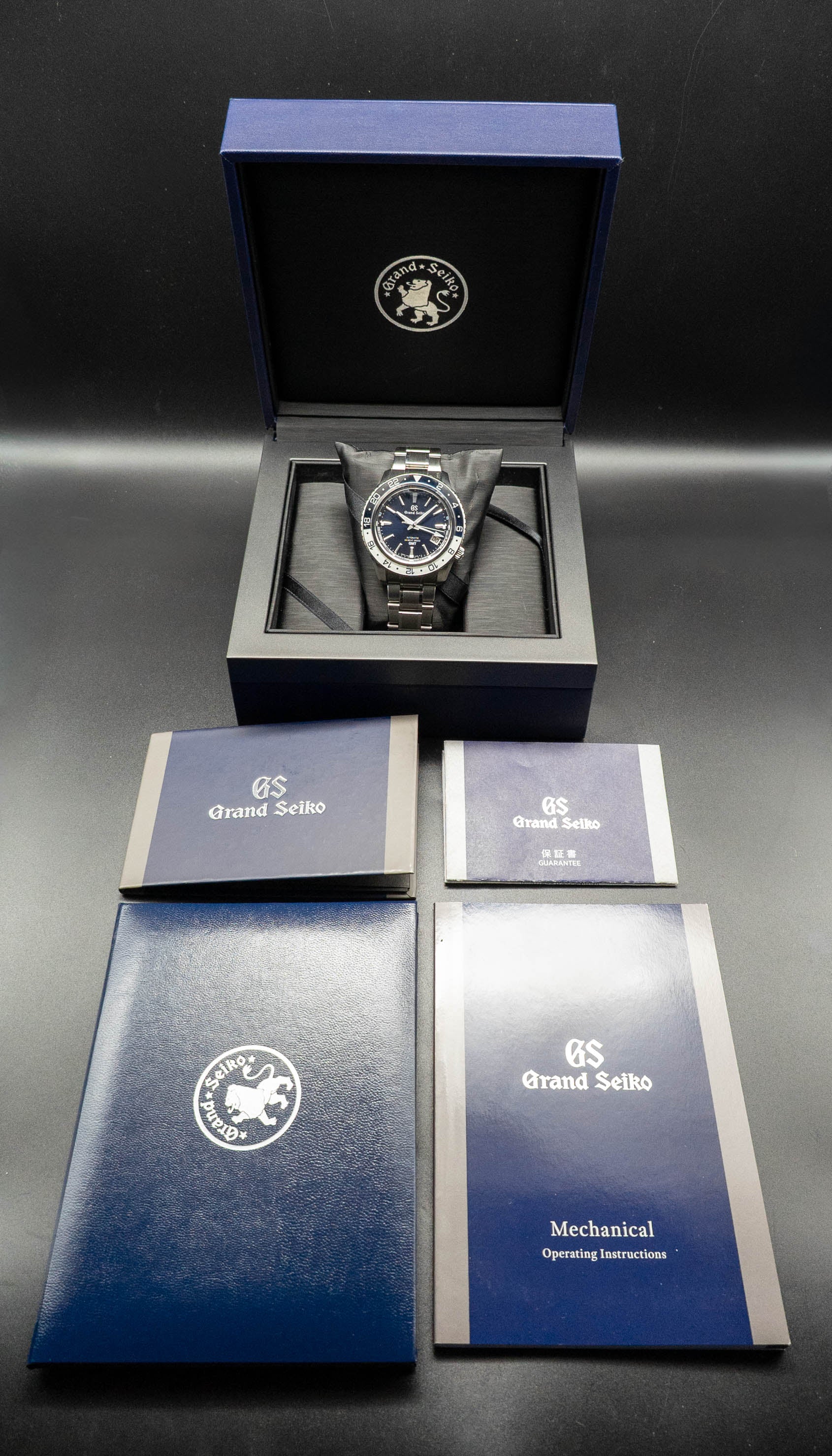Grand Seiko GMT SBGJ237/9S86-00K0 Complete Set 2021 Box + Papers