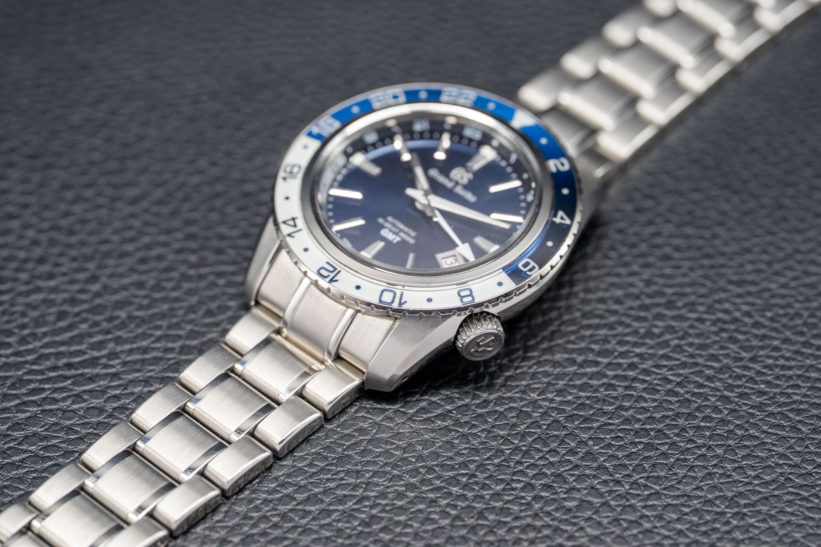 Grand Seiko GMT SBGJ237/9S86-00K0 Complete Set 2021 Box + Papers