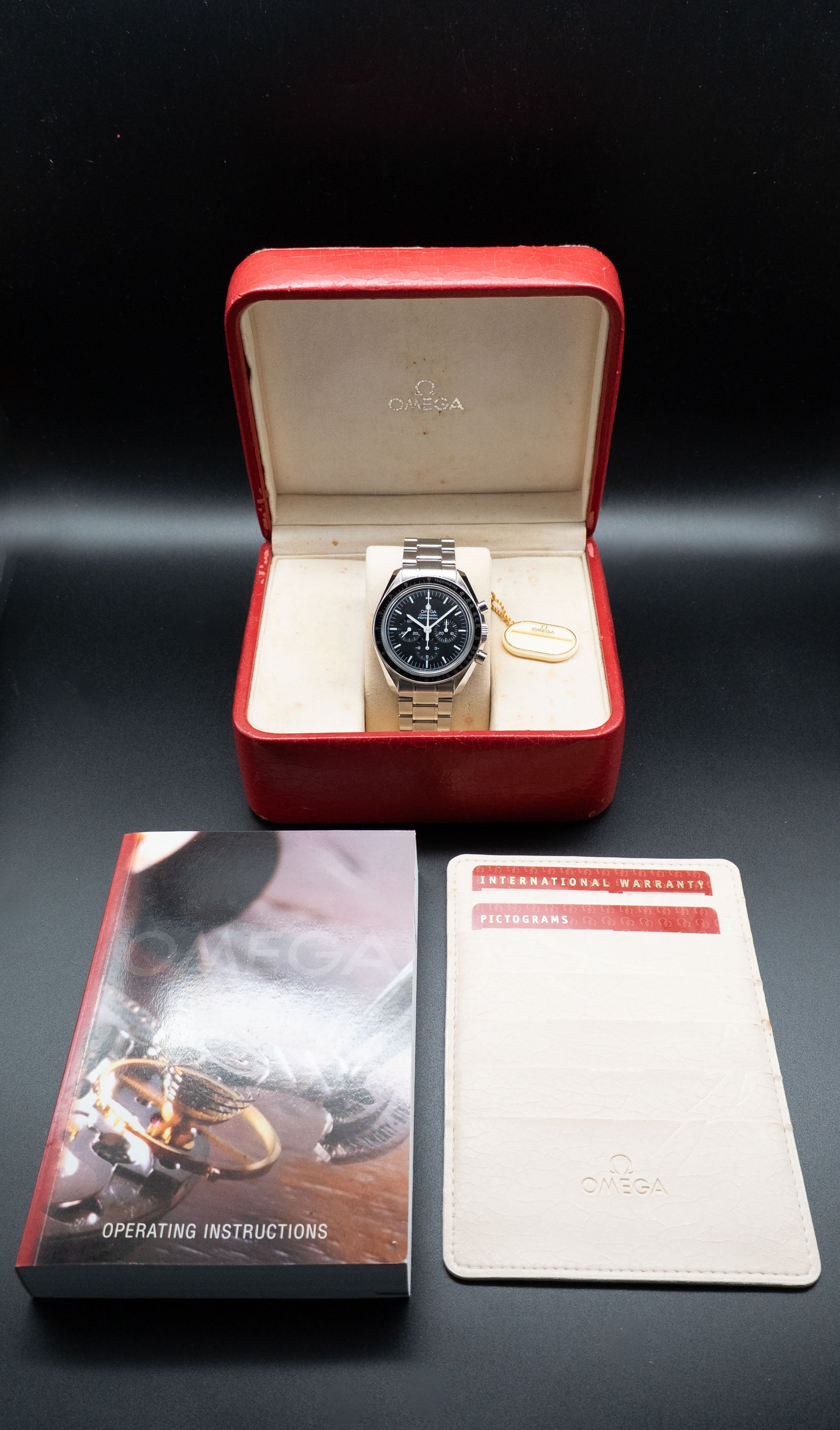 Omega Speedmaster Professional 3573.50 Complete Set 2007 Box + Papers