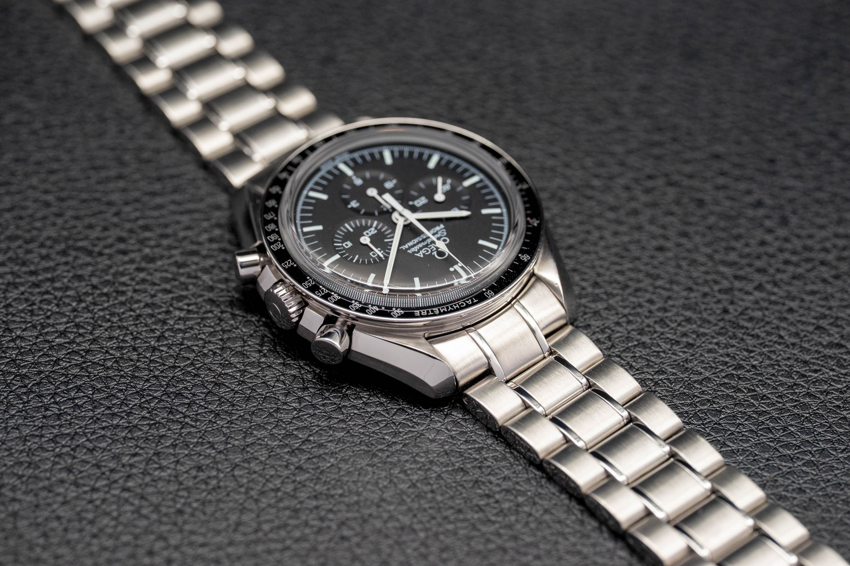 Omega Speedmaster Professional 3573.50 Complete Set 2007 Box + Papers