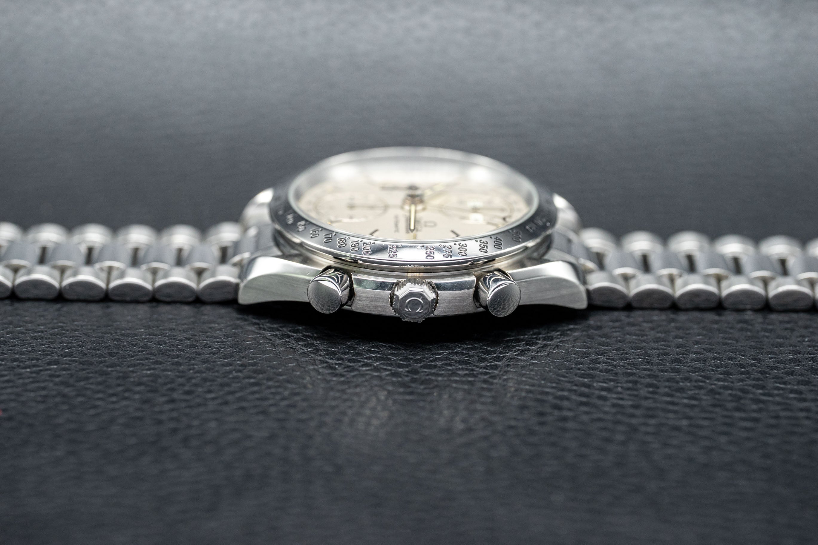 Omega Speedmaster Day Date 3521.30 Silver Dial 1993
