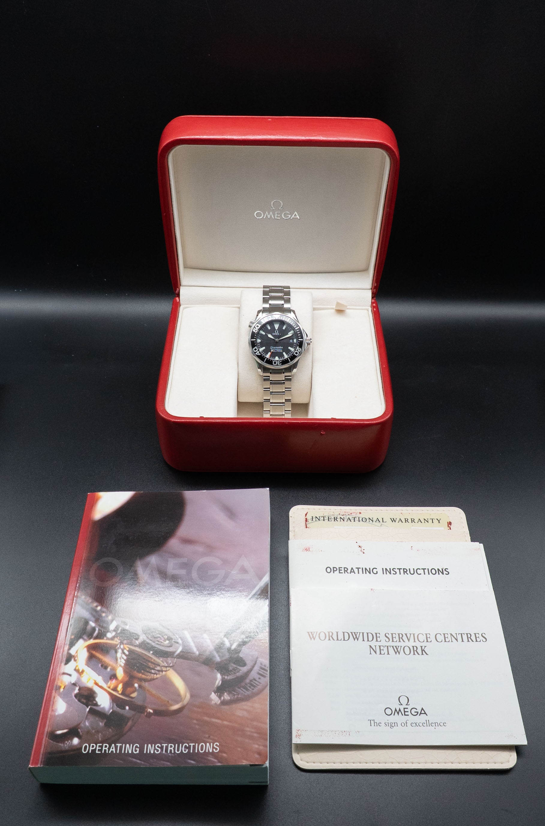 Omega Seamaster 300 2262.50 Complete Set 2001 Box + Papers