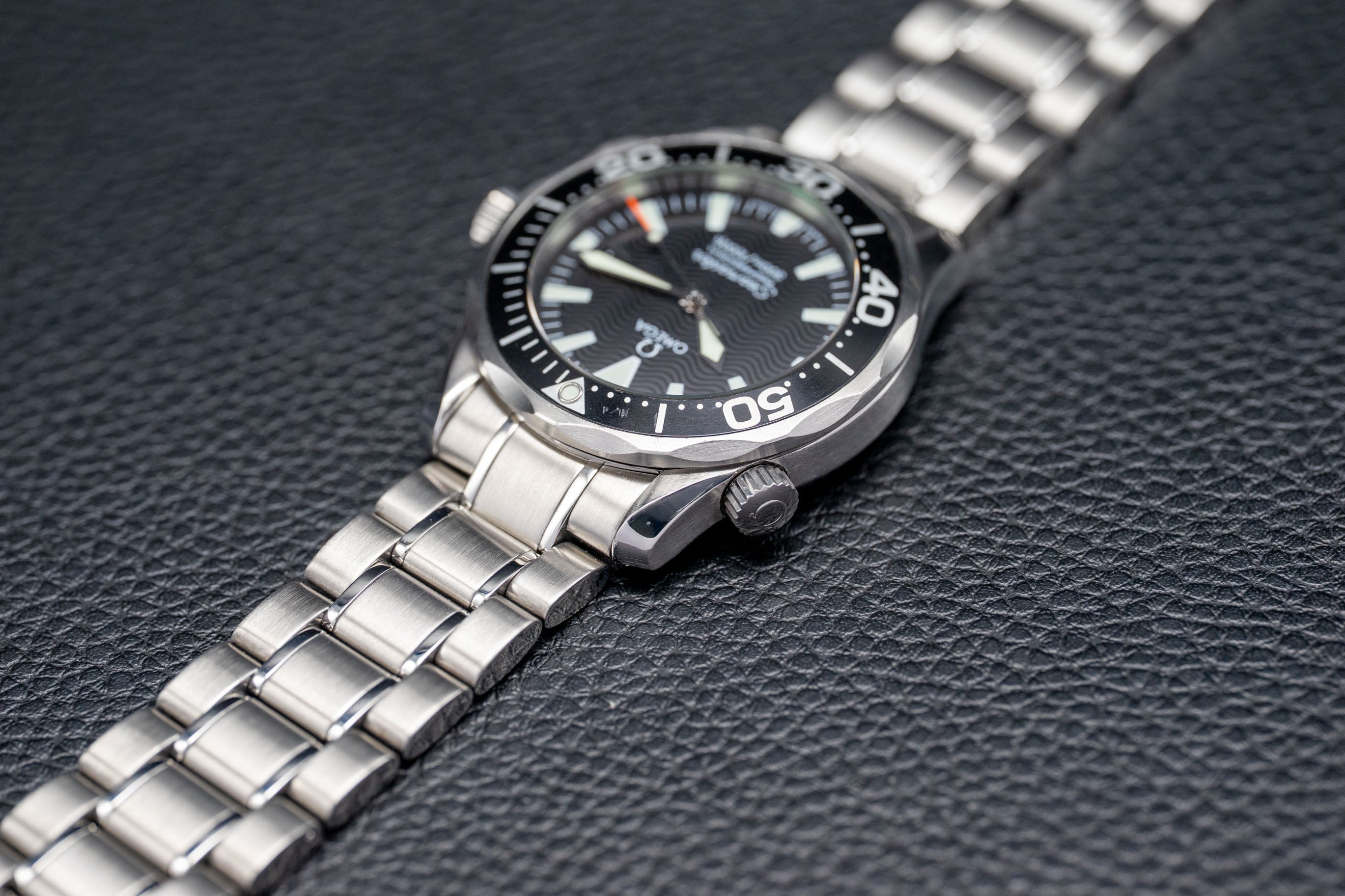 Omega Seamaster 300 2262.50 Complete Set 2001 Box + Papers