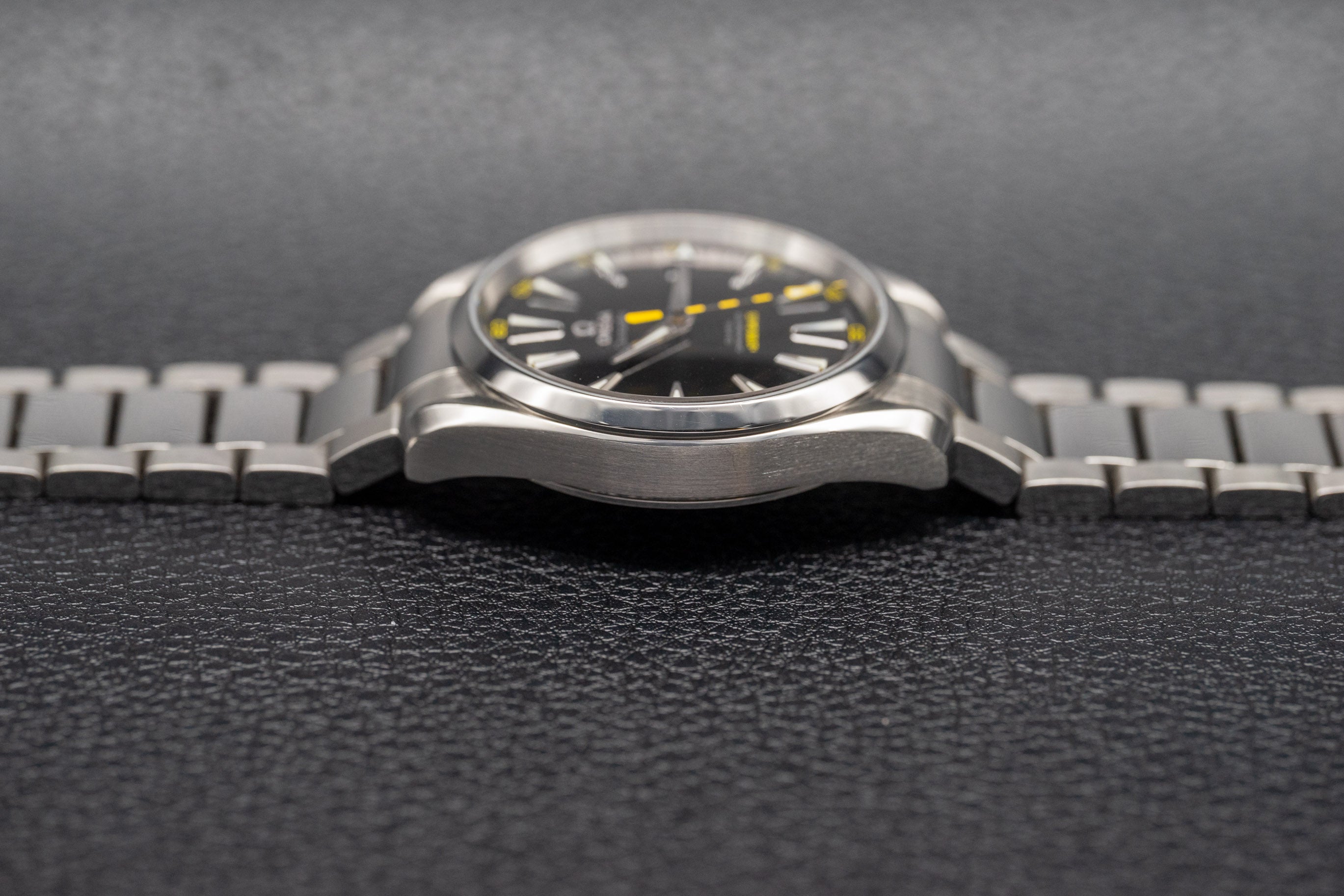 Omega Aqua Terra 231.10.42.21.01.002 Ensemble complet 2021 : coffret + documents