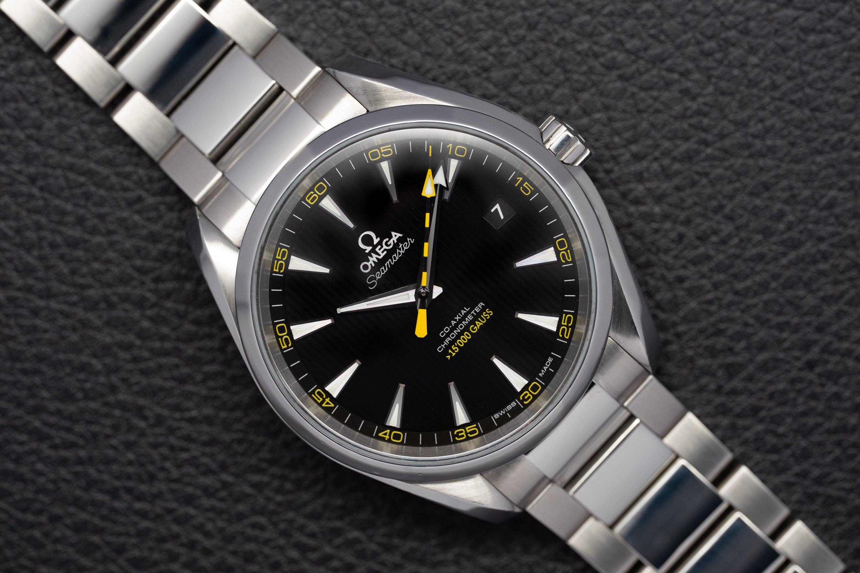 Omega Aqua Terra 231.10.42.21.01.002 Ensemble complet 2021 : coffret + documents