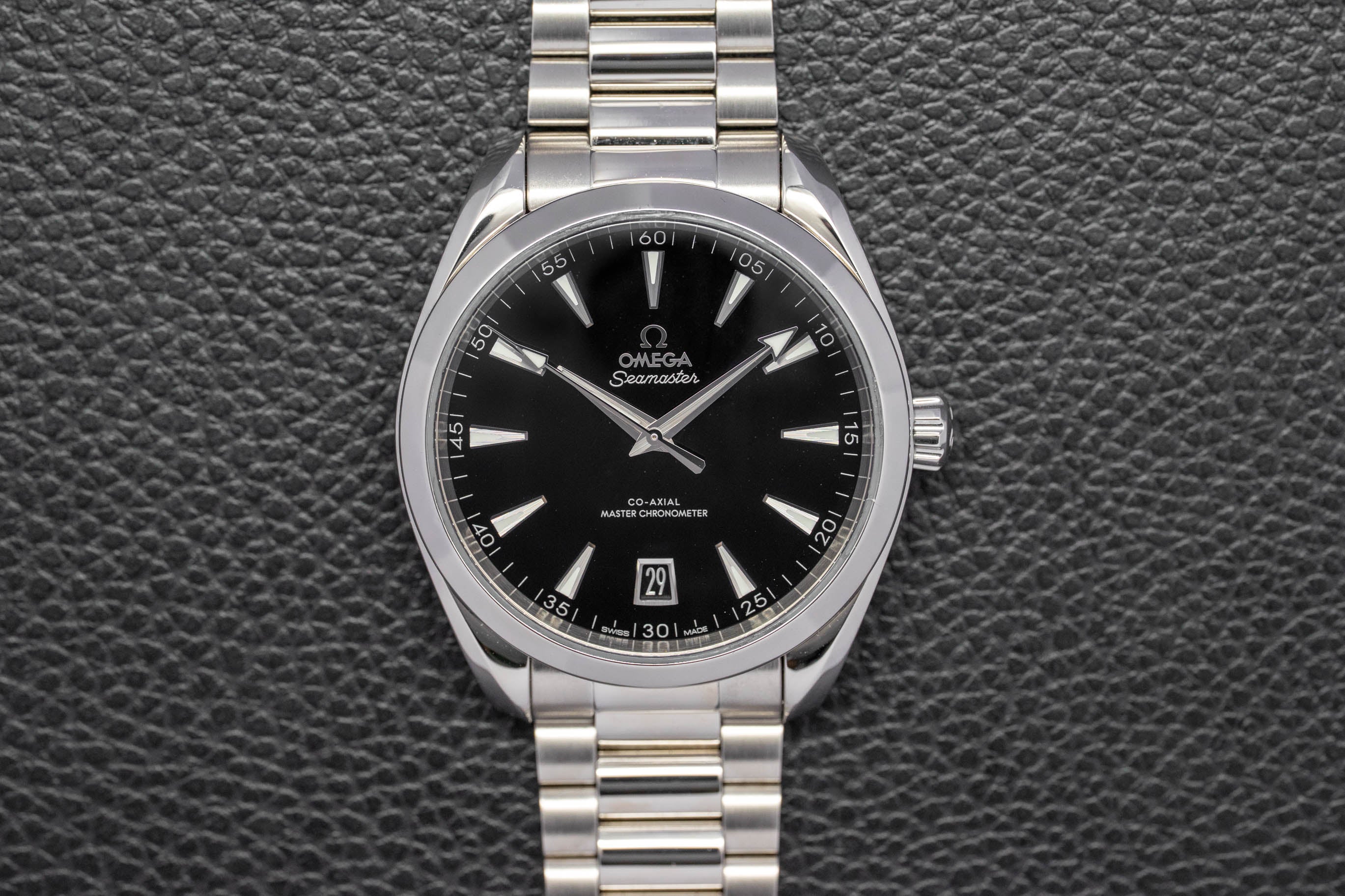 Omega Aqua Terra 220.10.41.21.01.002 Complete Set 2024 Box + Papers