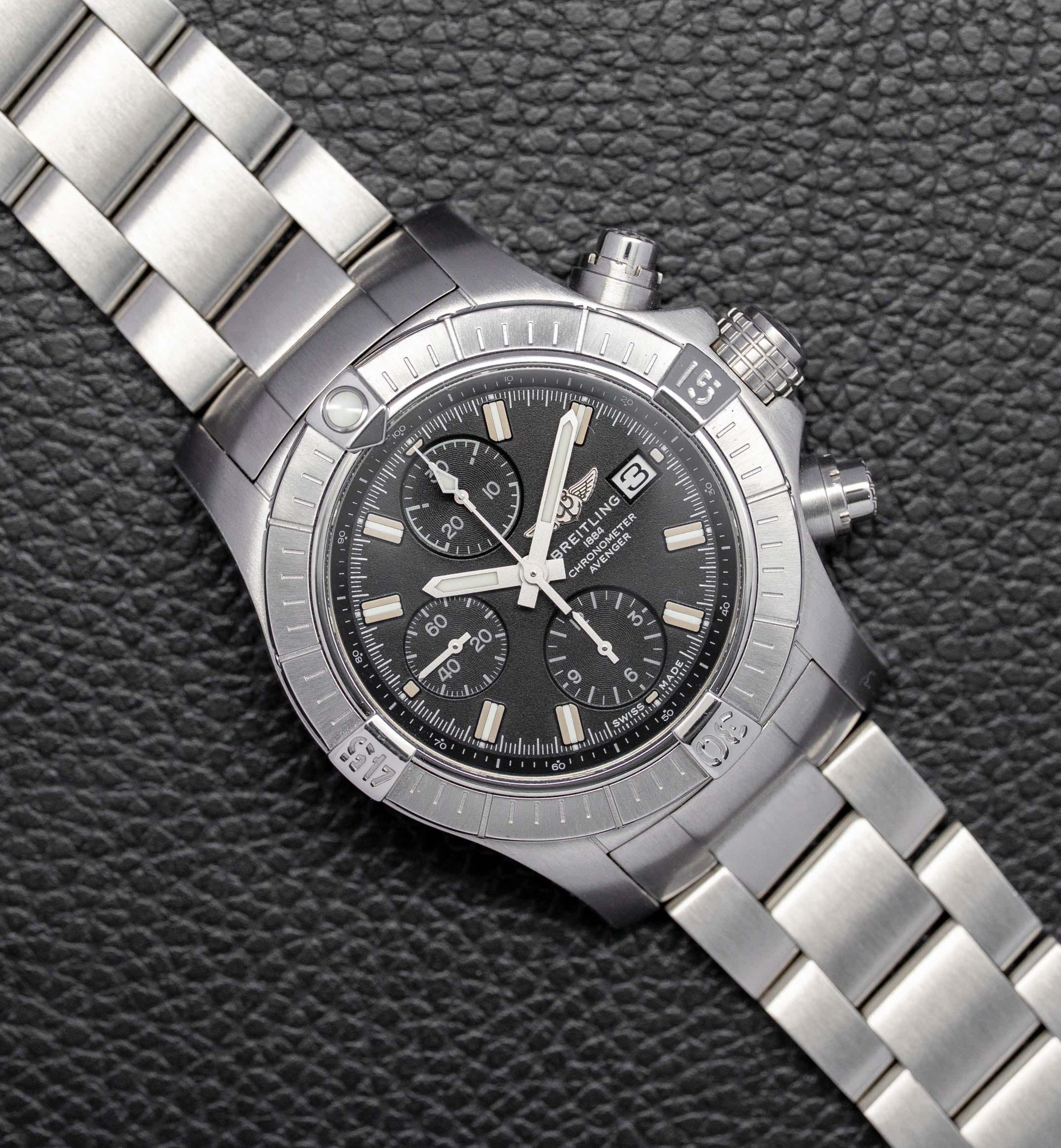 Breitling Avenger Cronografo A13385/A13385101B1A1 Set completo 2020 con scatola e documenti