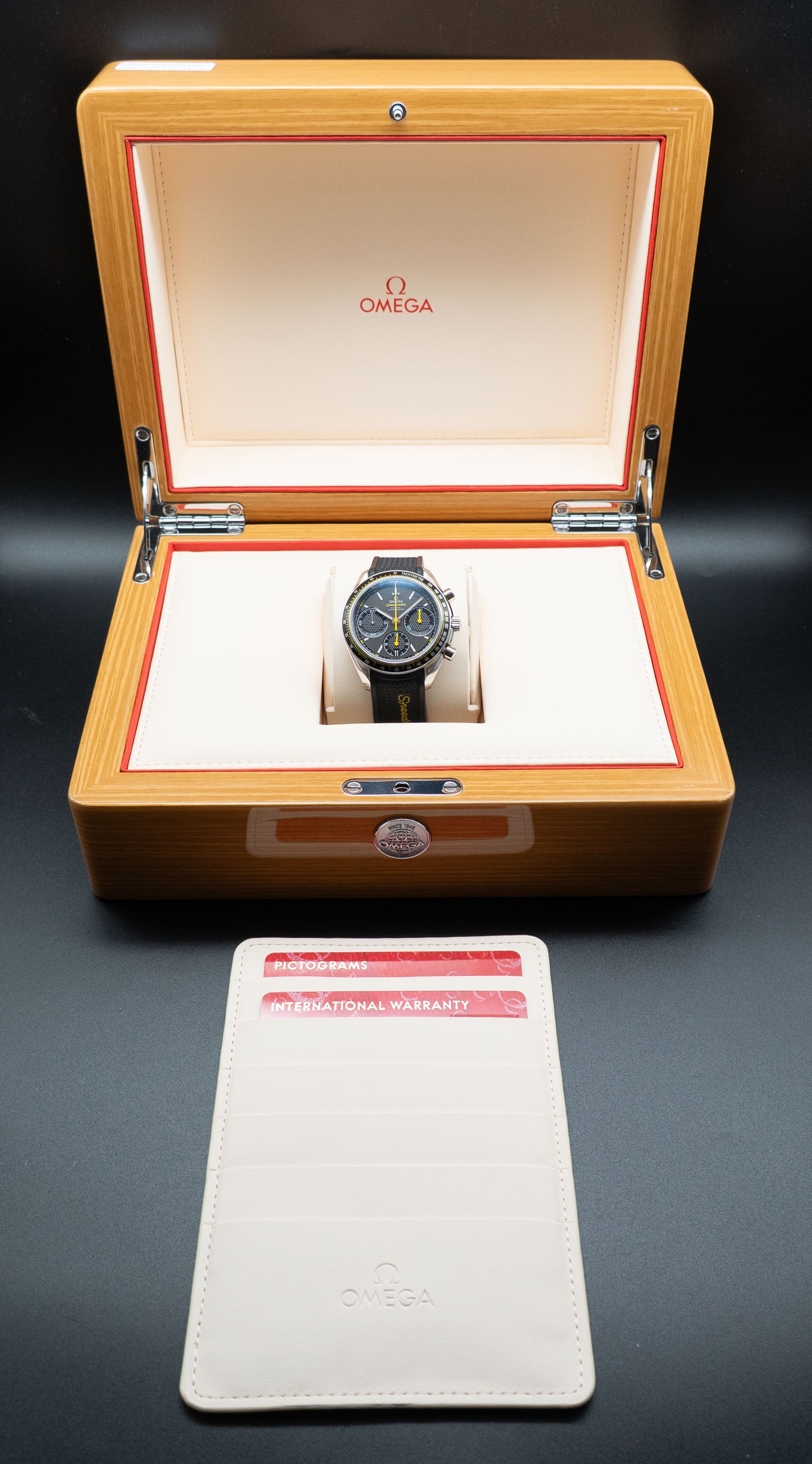 Omega Speedmaster Racing 326.32.40.50.06.001 Complete Set 2025 Box + Papers