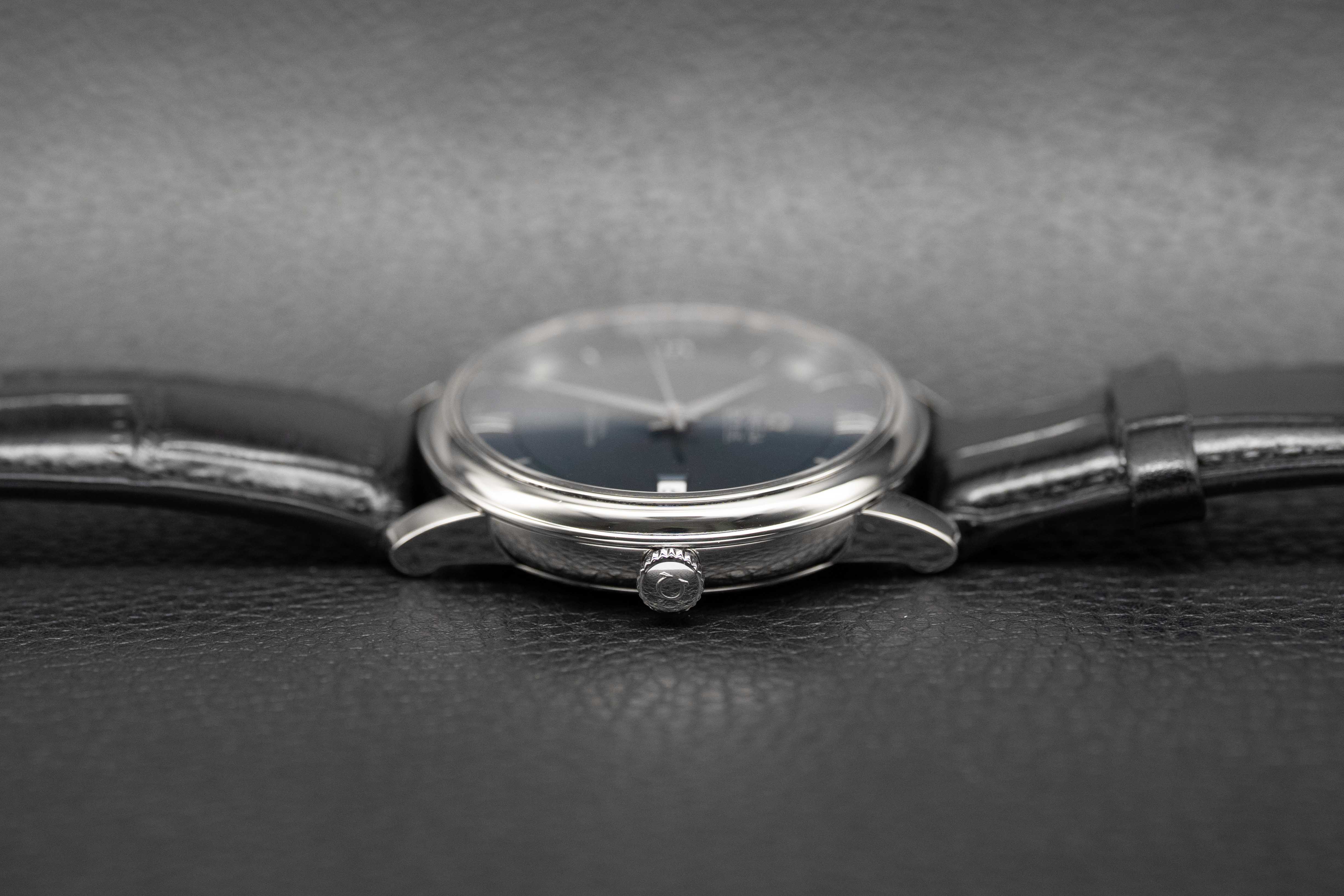 Omega De Ville 424.13.40.20.03.001 Blue Dial 2016
