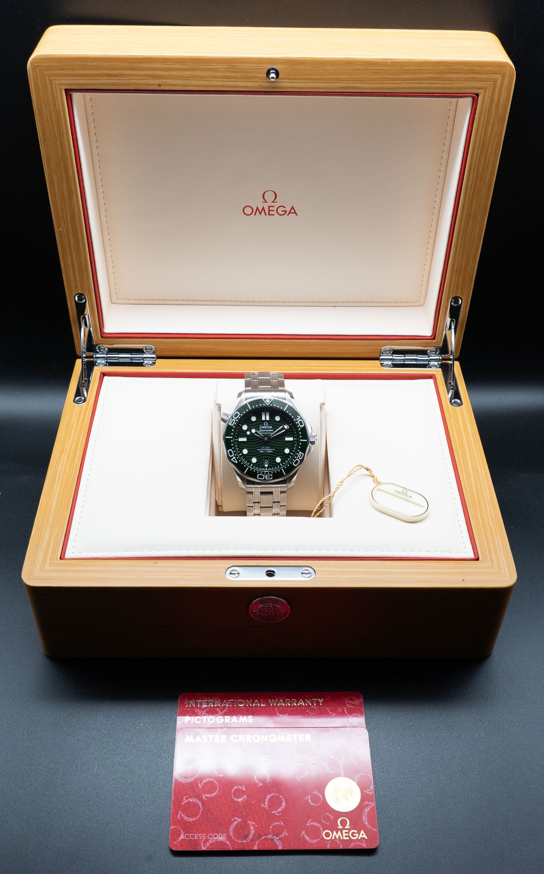 Omega Seamaster Diver 300M 210.30.42.20.10.001 FULLSET 2024 Box + PAPERS