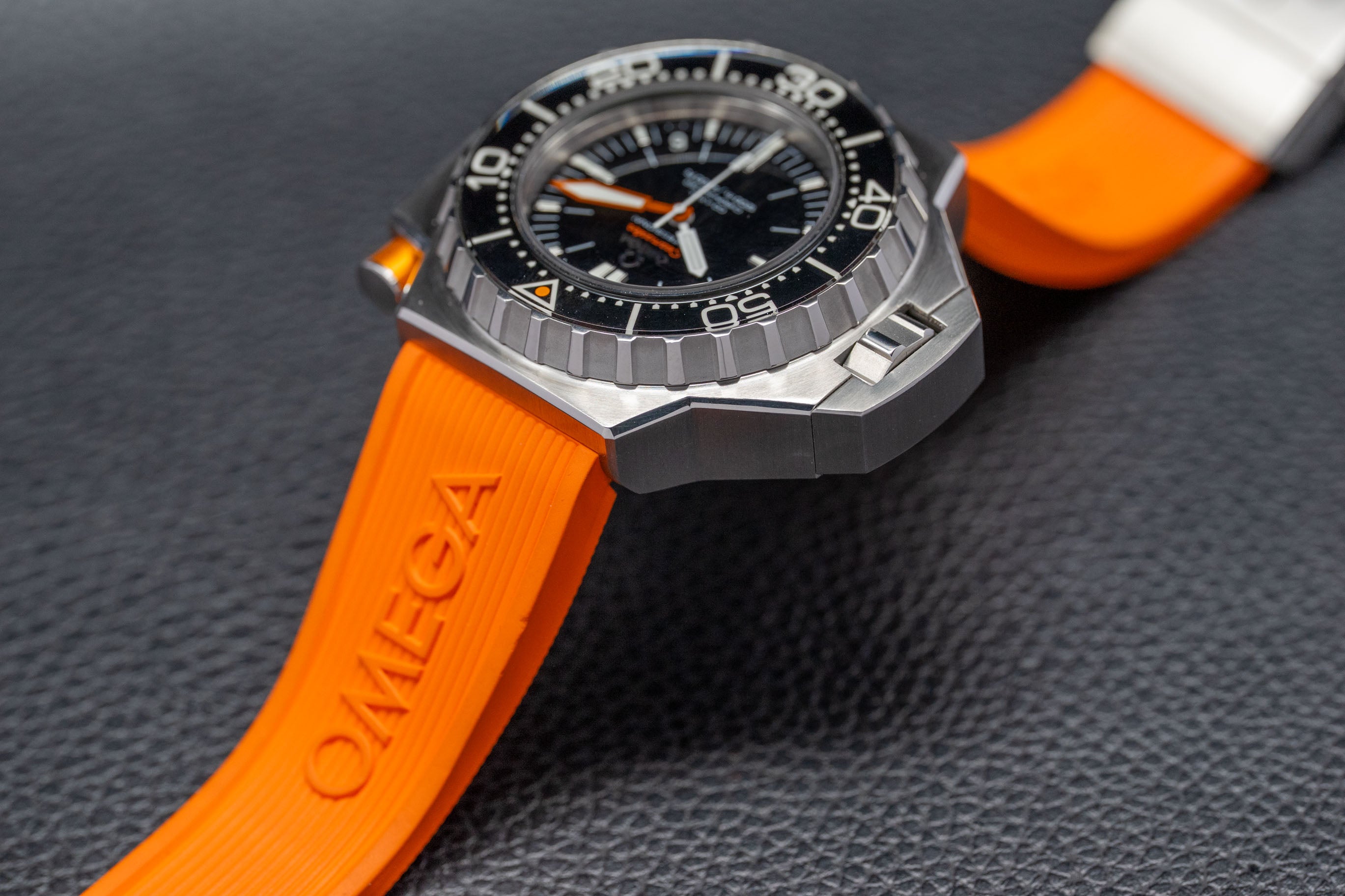 Omega Seamaster Ploprof 1200M 224.32.55.21.01.002 Box 2009