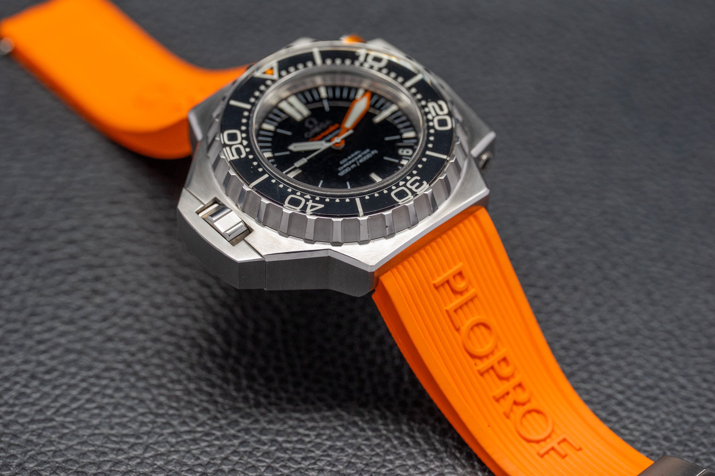 Omega Seamaster Ploprof 1200M 224.32.55.21.01.002 Box 2009