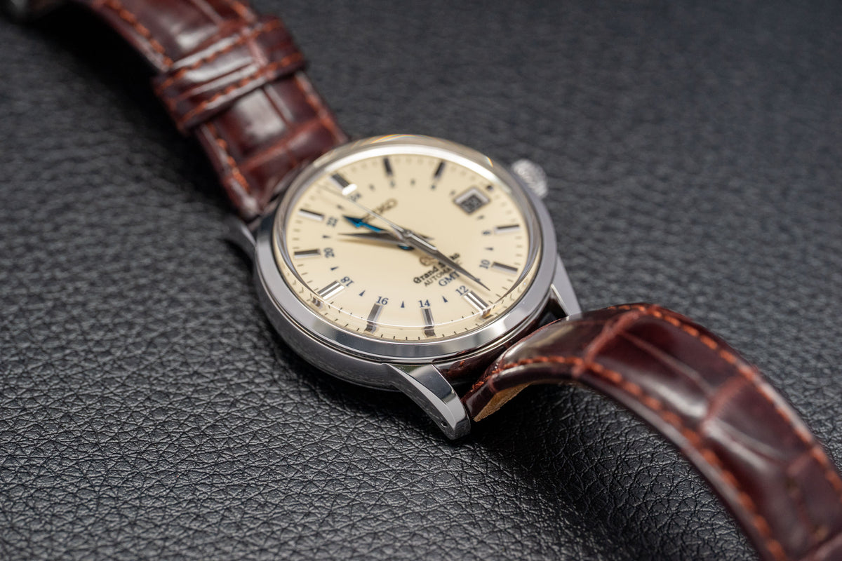 Grand Seiko Elegance Collection GMT SBGM021/9S66-00A0 Fullset 2013 Box+Papers