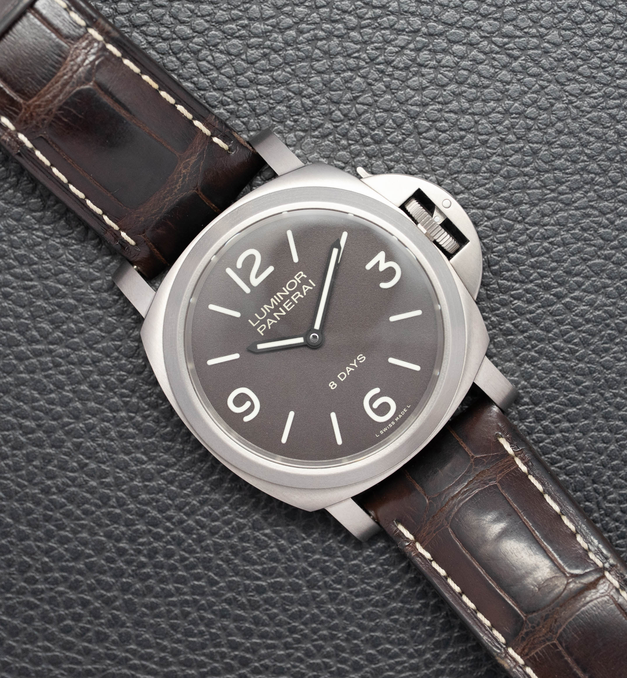 Panerai Luminor Base 8 Days PAM0562 Set completo 2016 con scatola e documenti
