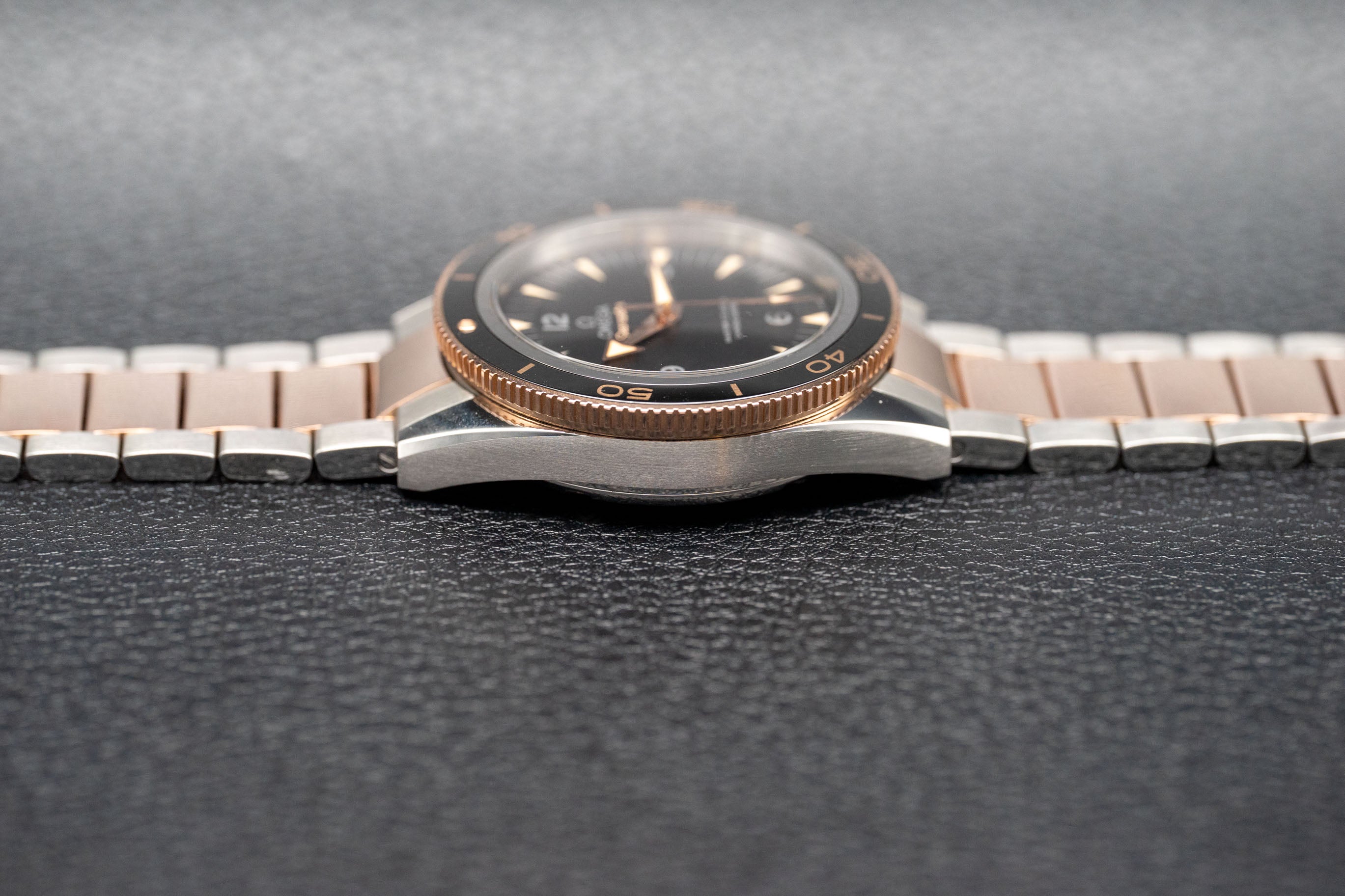 Omega Seamaster 300 233.20.41.21.01.001 FULLSET 2025 Box + PAPERS