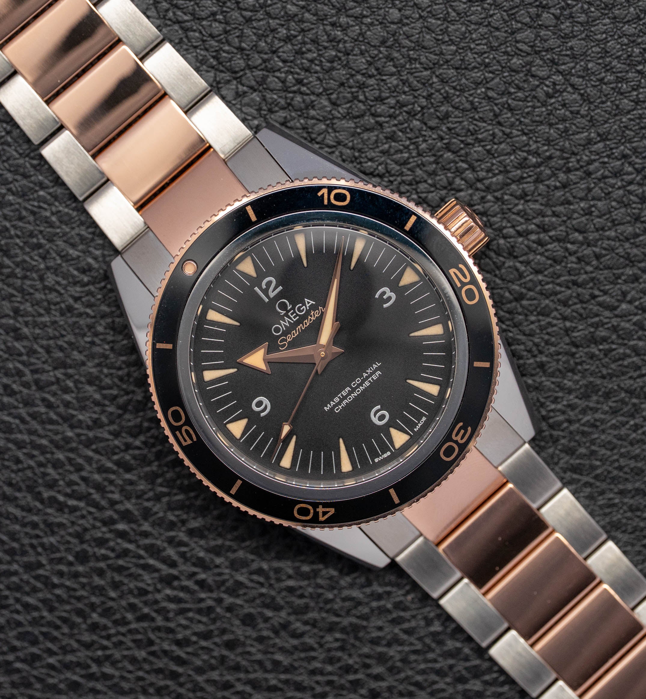 Omega Seamaster 300 233.20.41.21.01.001 FULLSET 2025 Box + PAPERS