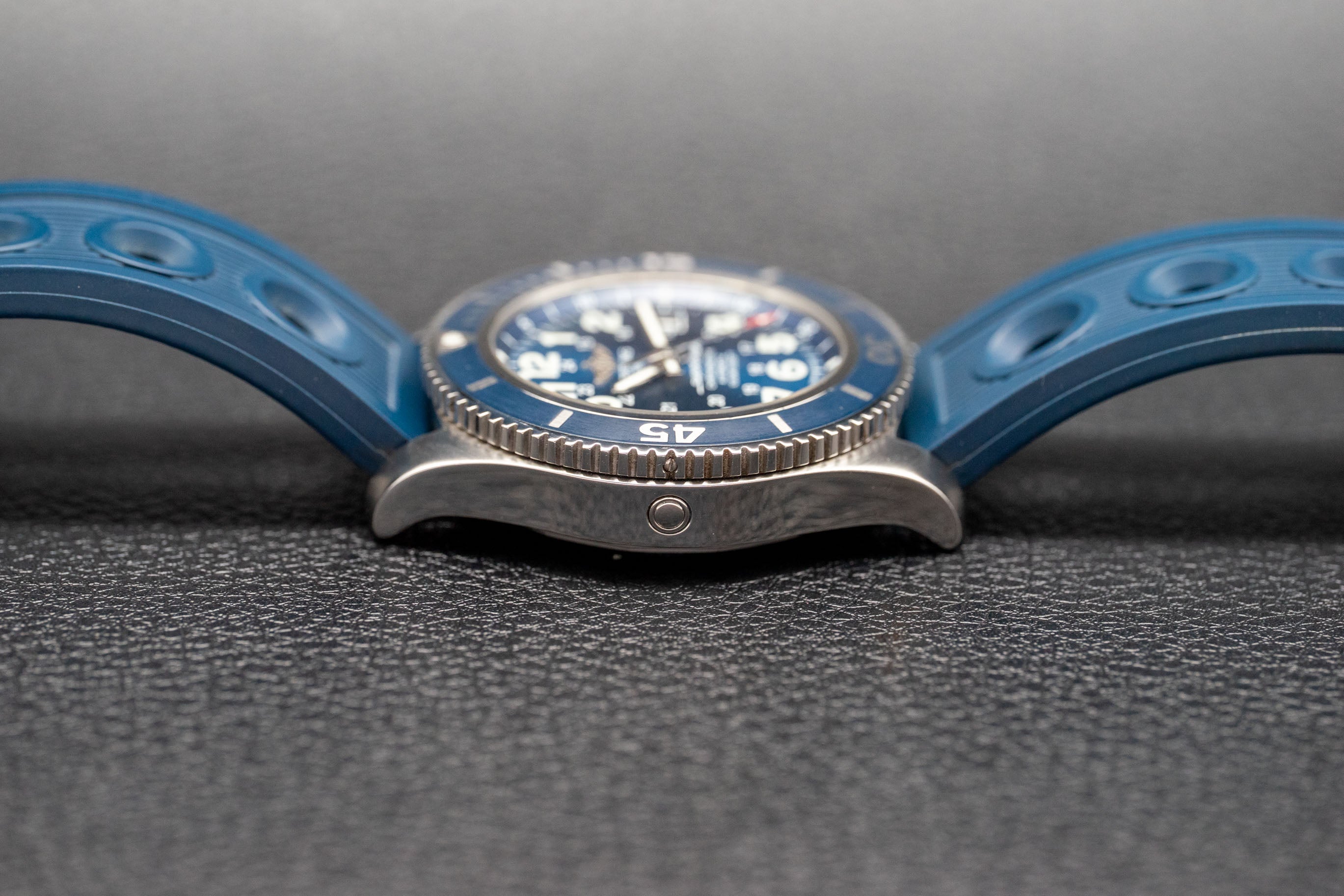 Breitling Superocean II 44 A17392 FULLSET 2015 Box + PAPERS