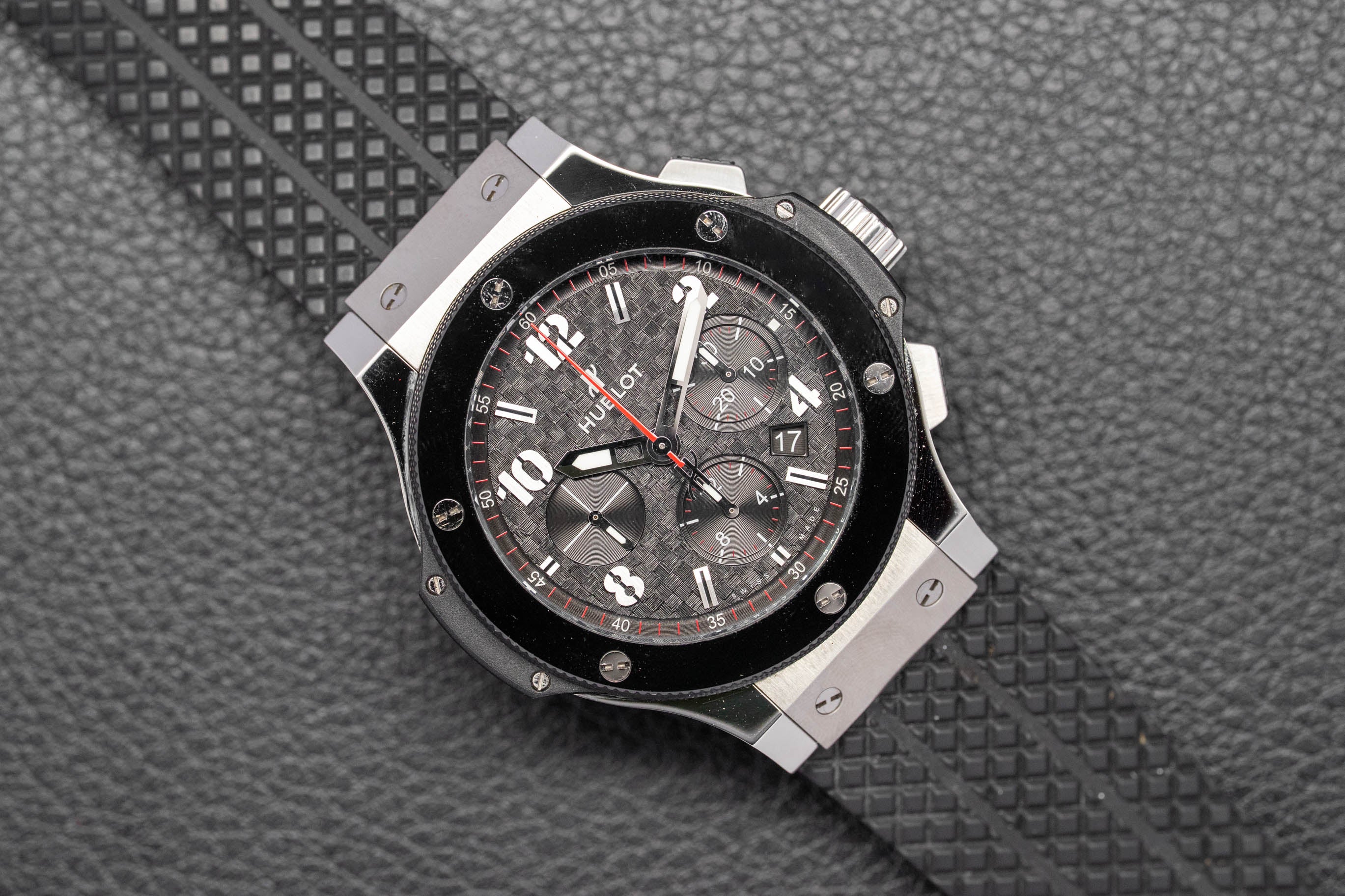 Hublot Big Bang 301.SB.131.RX Fullset 2021 Box+Papers