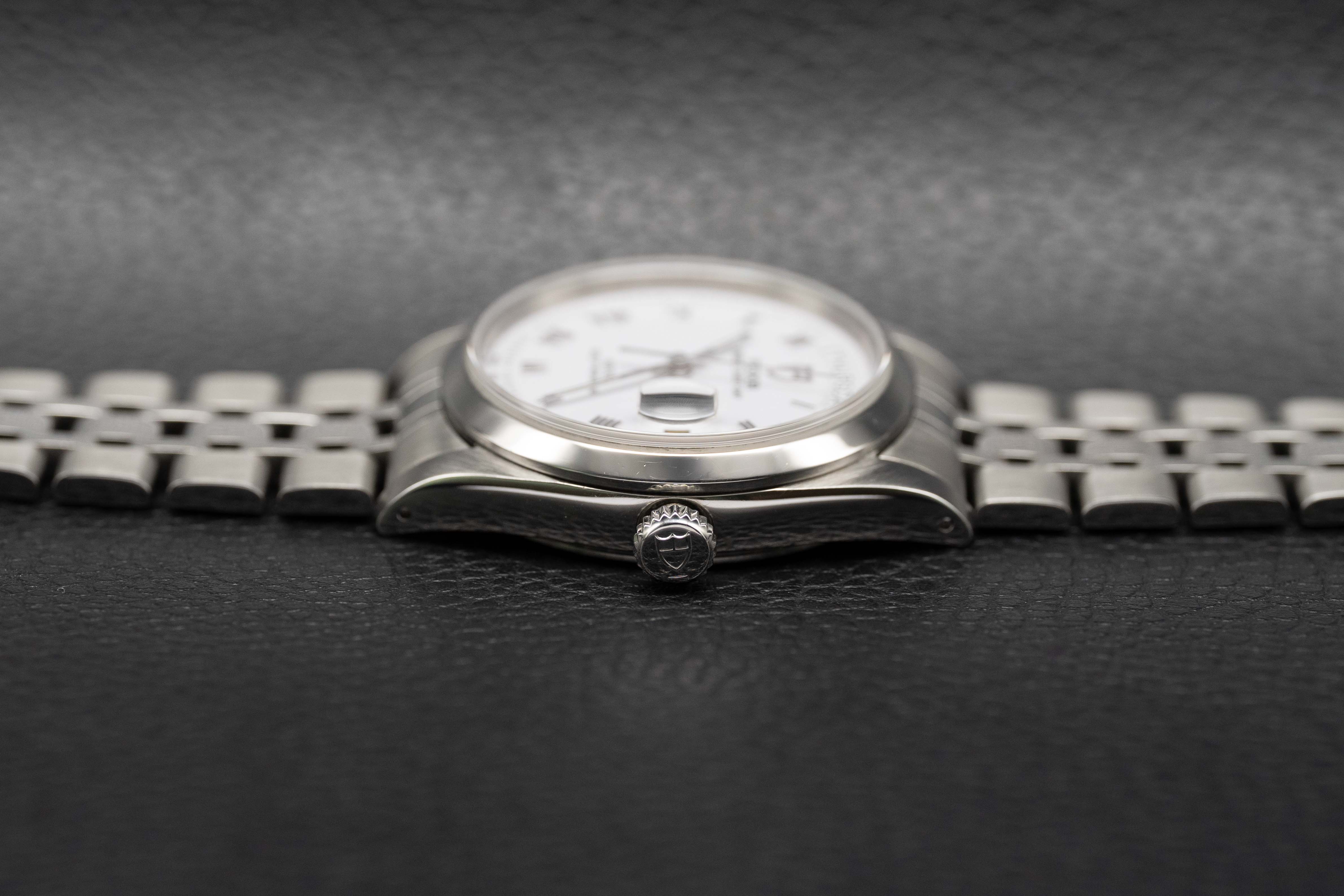 Tudor Date-Day 76200 White Dial 2010 Papers