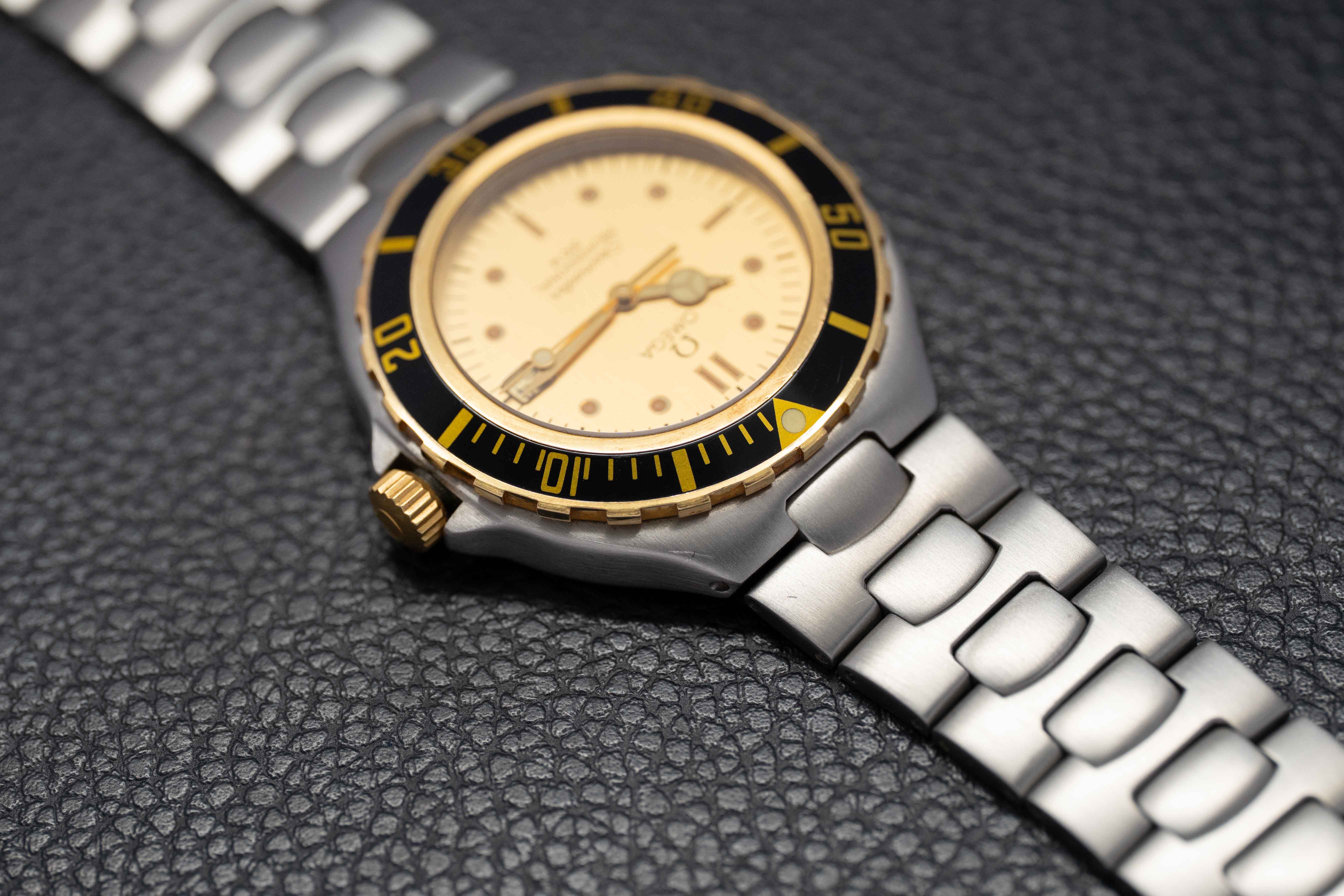 Omega Seamaster 200 Pre-Bond 396.1041 Champagne Dial 1989