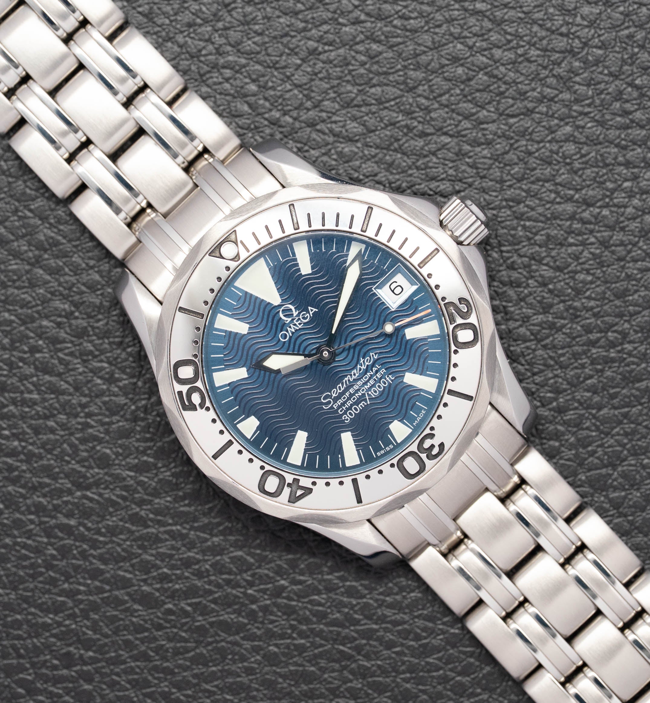 Omega Seamaster 300 2554.80 Blue Dial 1999 Papers