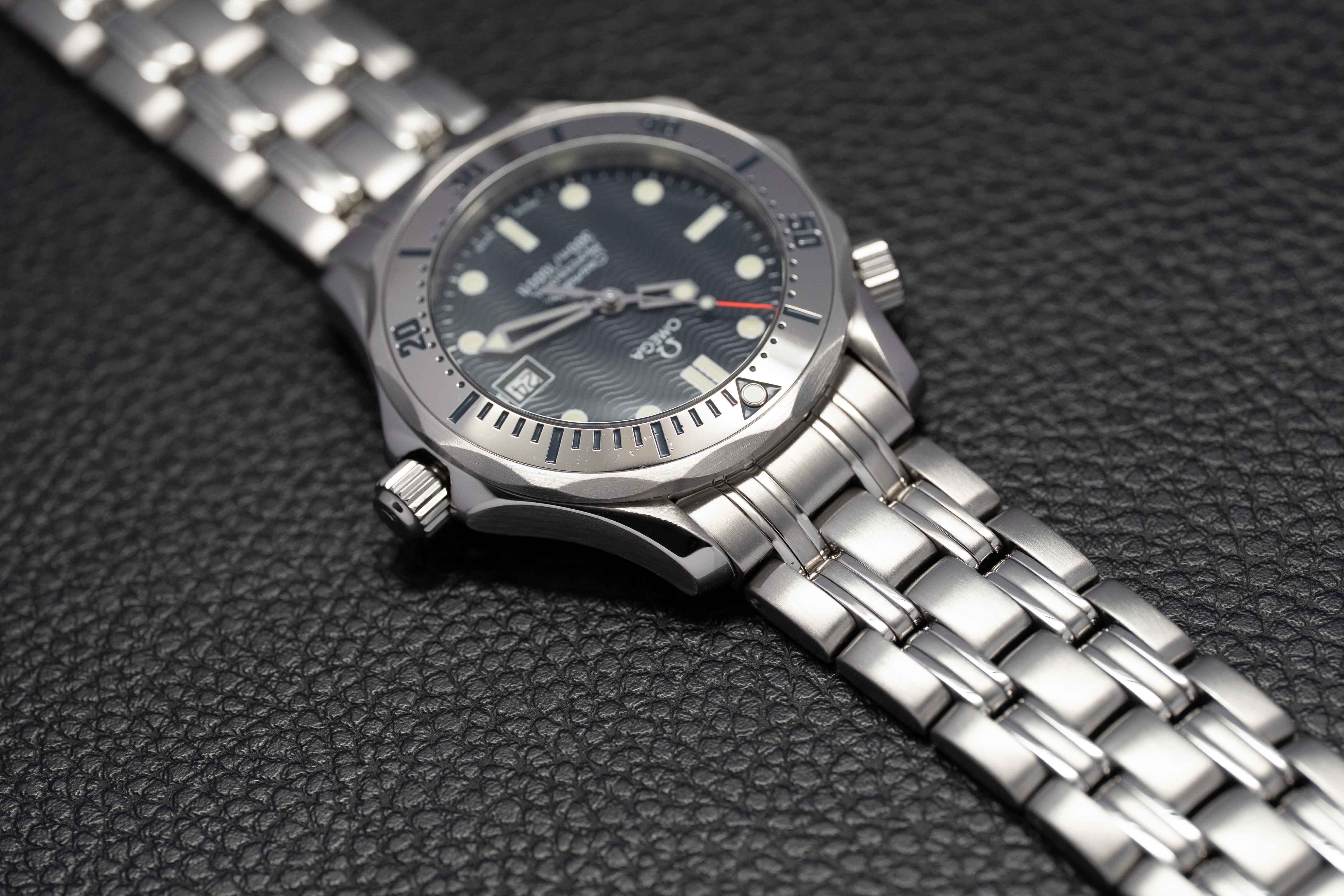 Omega Seamaster 300 2562.80 Blue Dial 1998