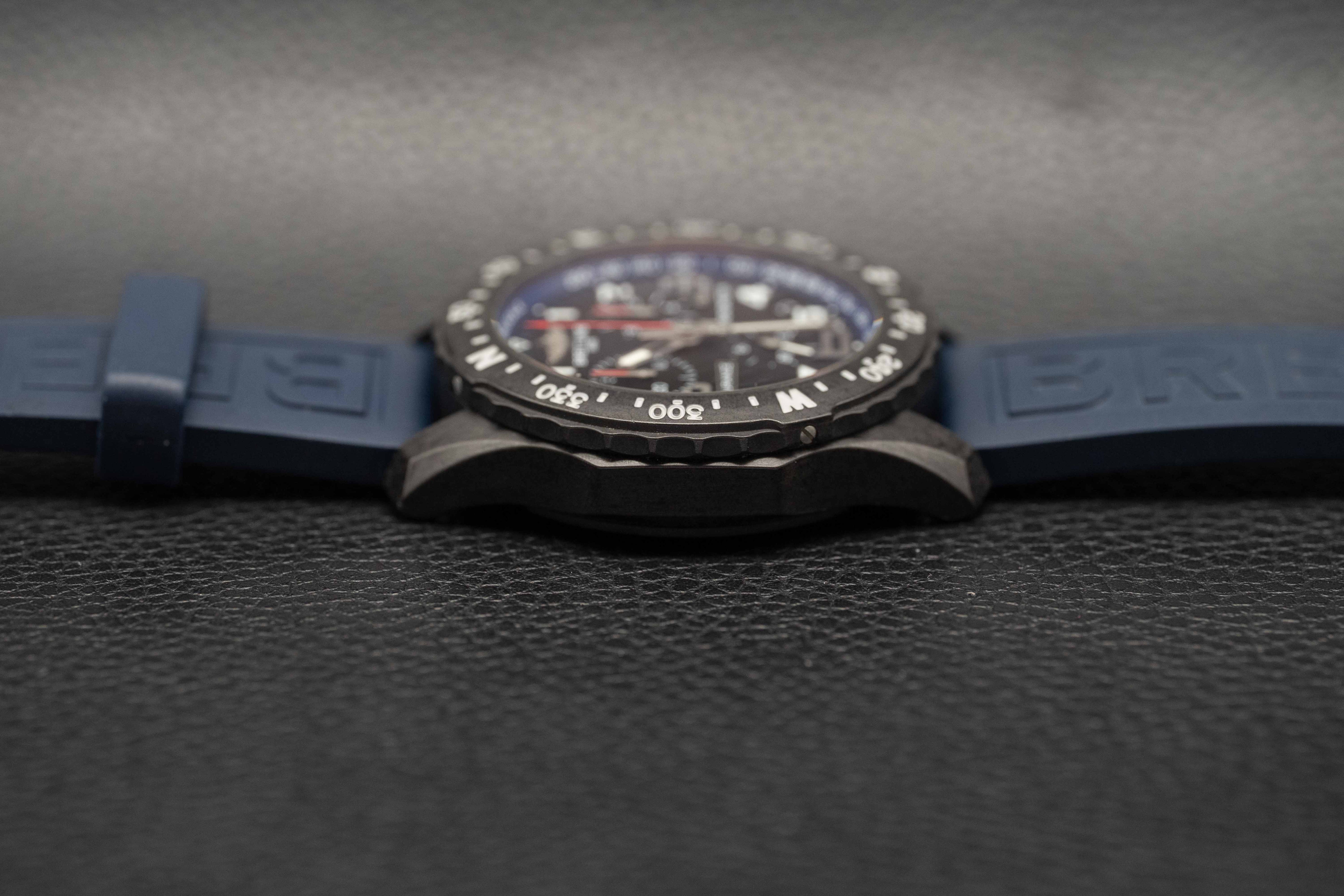 Breitling Endurance Pro X82310 Fullset 2022 Box+Papers