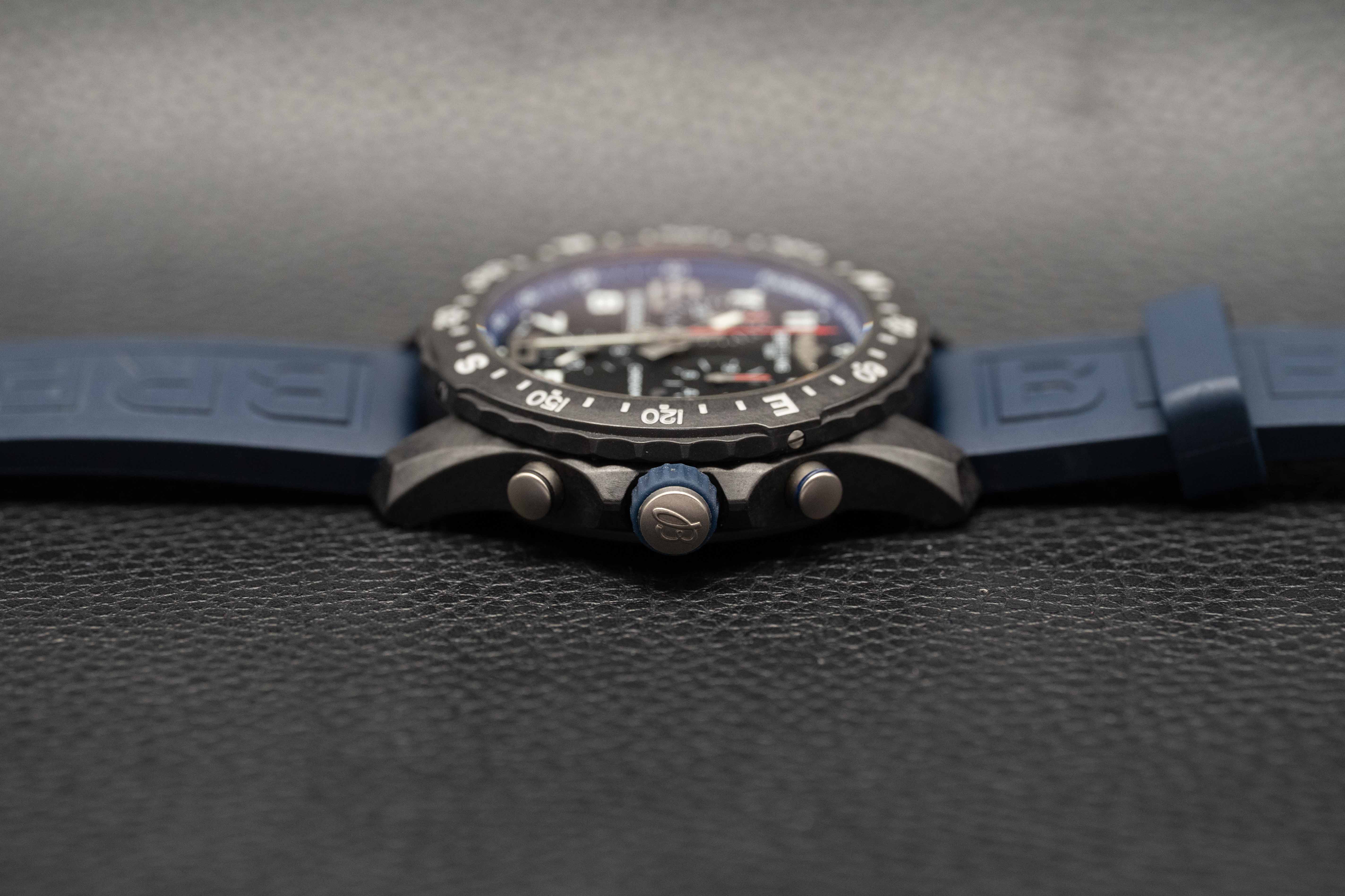 Breitling Endurance Pro X82310 Fullset 2022 Box+Papers