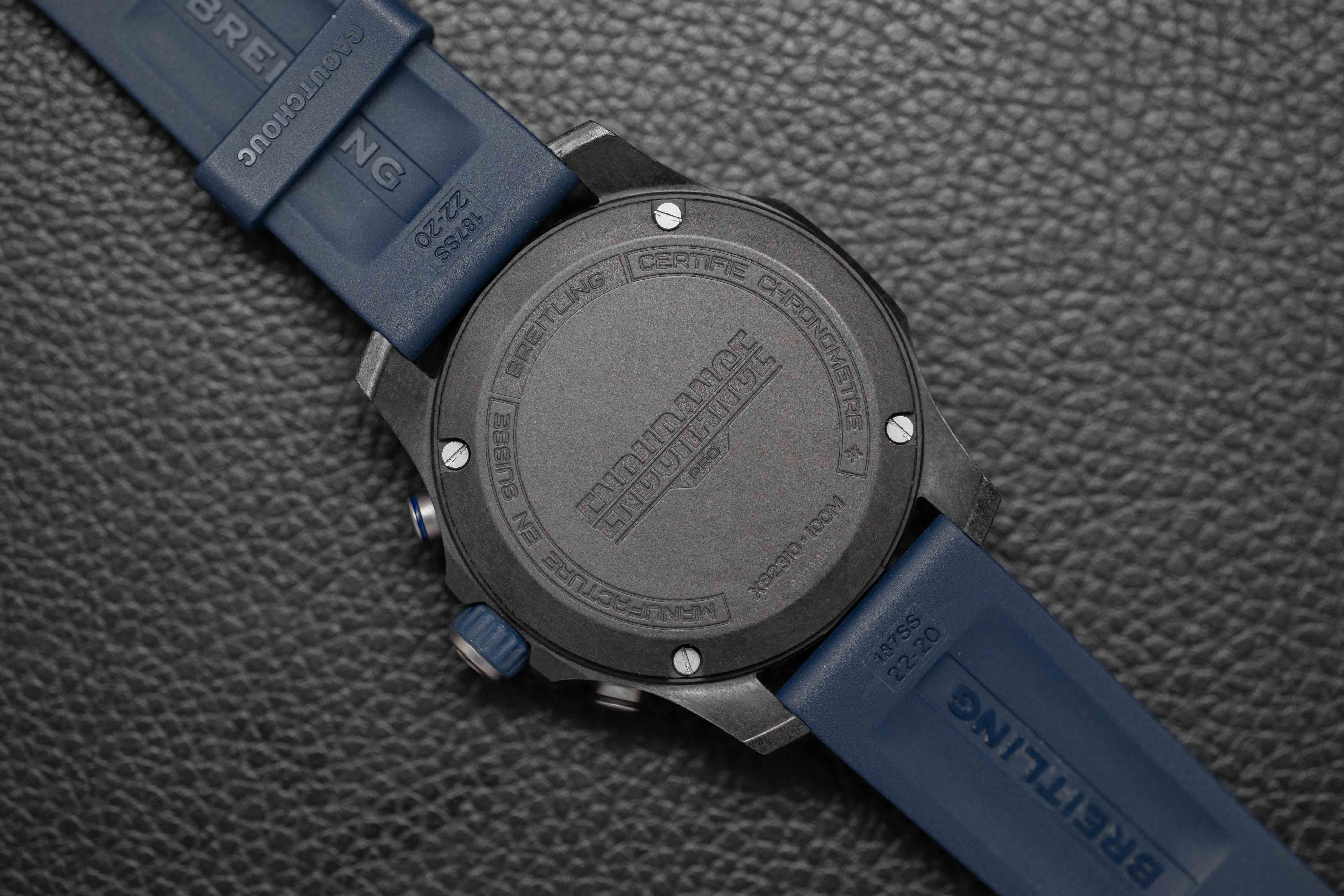 Breitling Endurance Pro X82310 Fullset 2022 Box+Papers