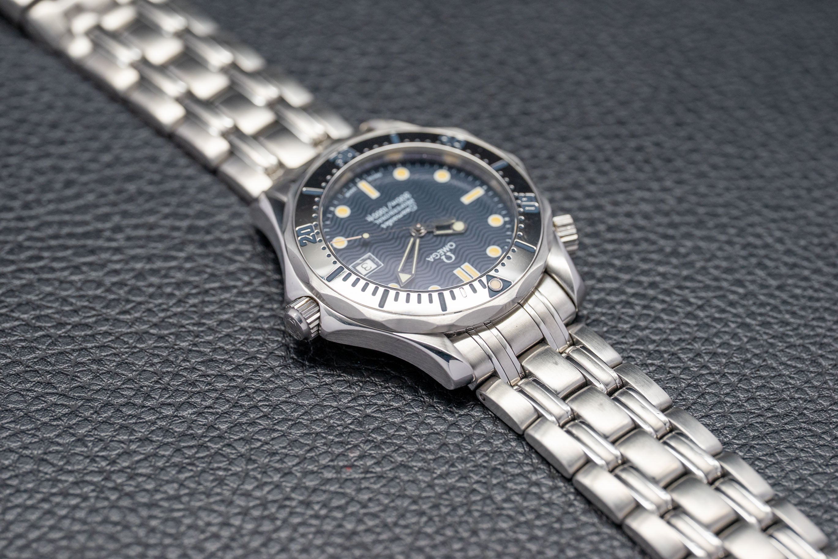Omega Seamaster 300 2562.80 con quadrante blu, 1993
